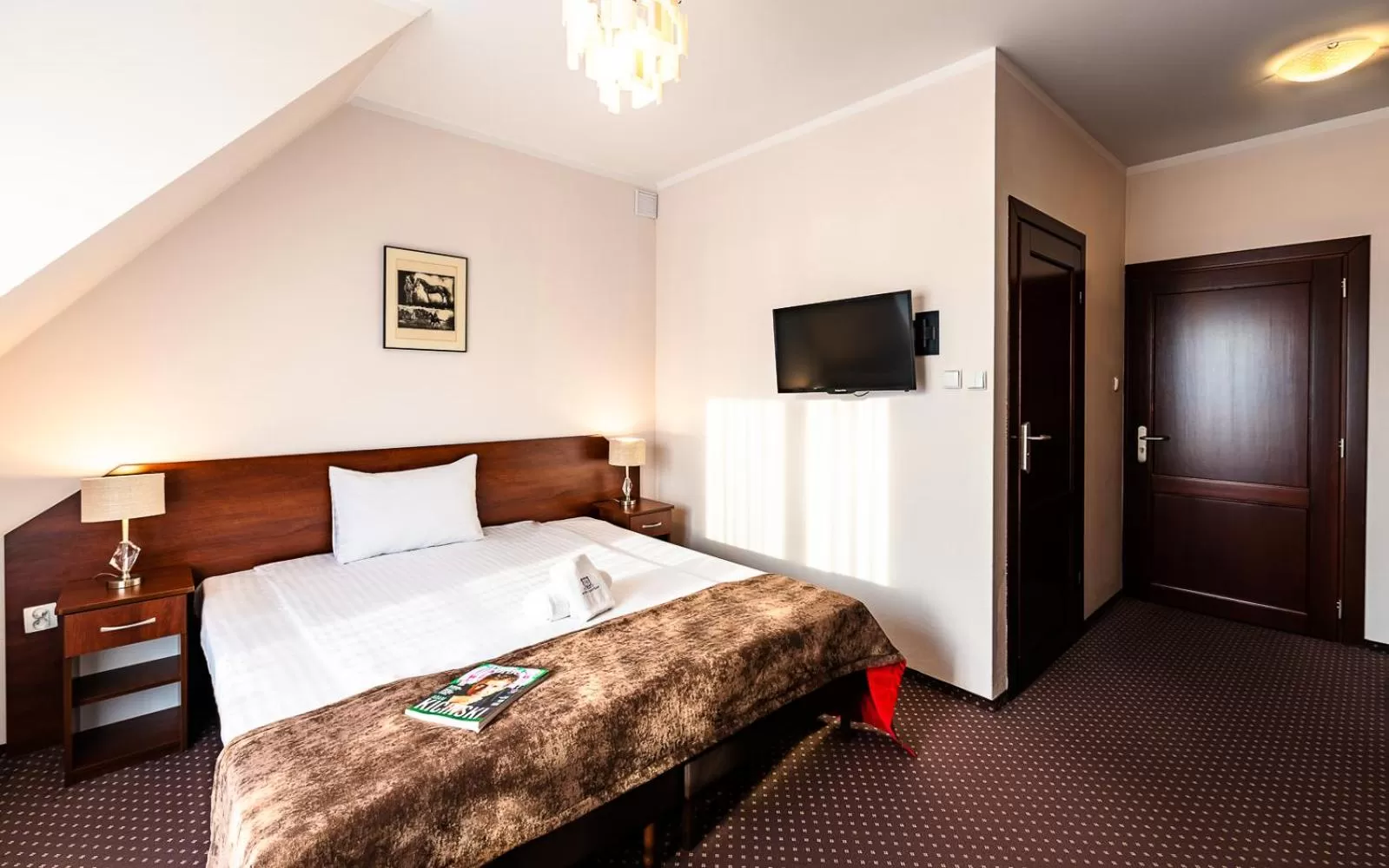 Bed in Hotel Kasztelan