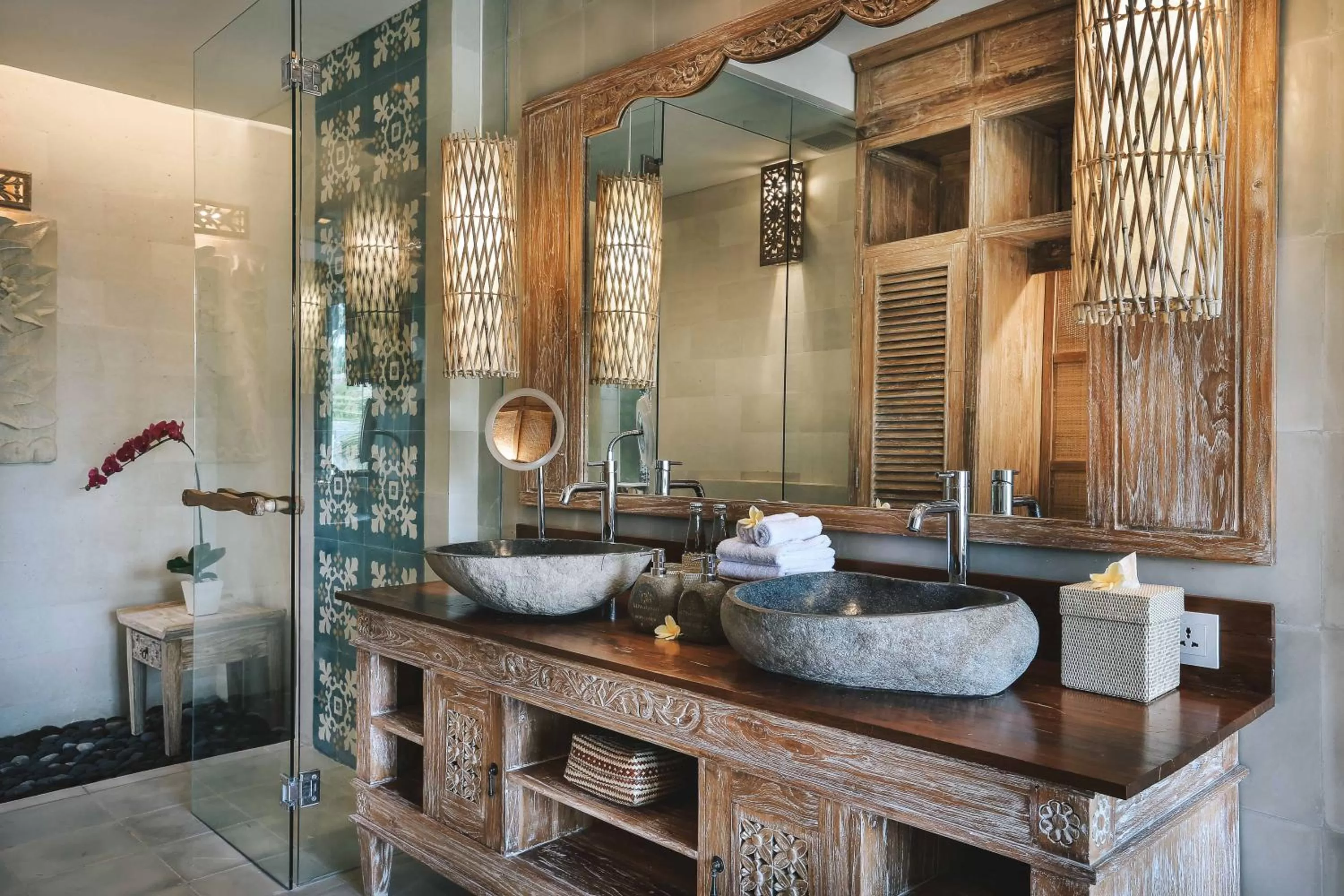 Toilet in Kuwarasan A Pramana Experience