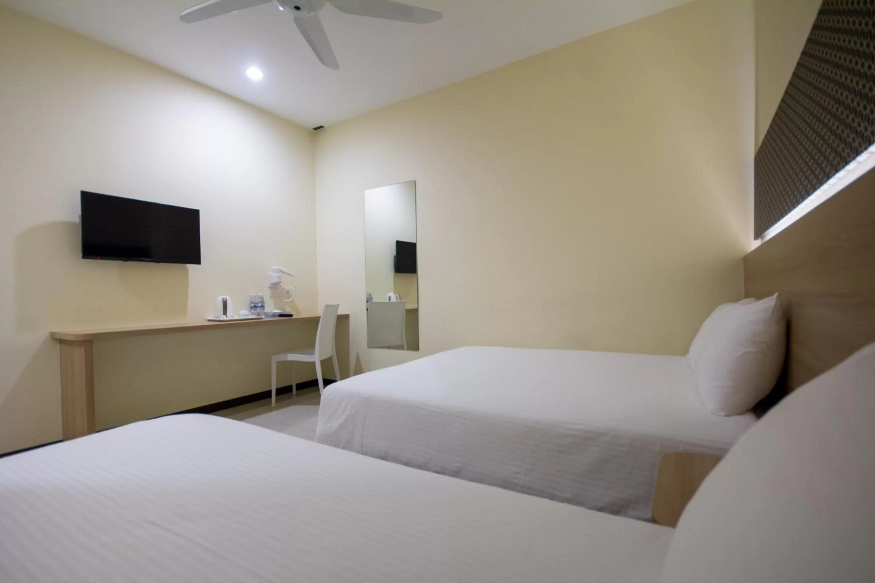 Bedroom, Bed in 118 Hotel Macalister