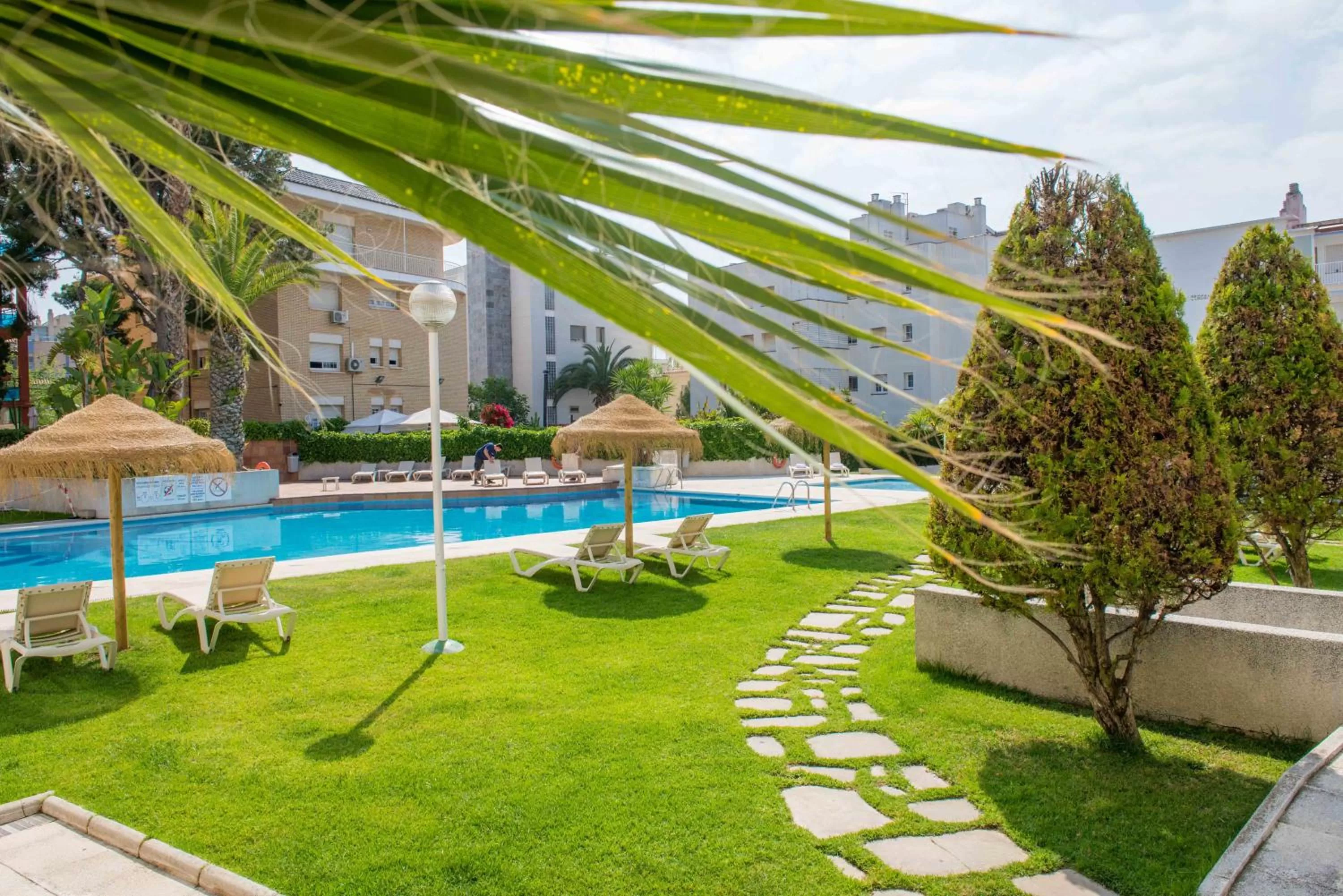 Garden in Atenea Park Suites & Apartments