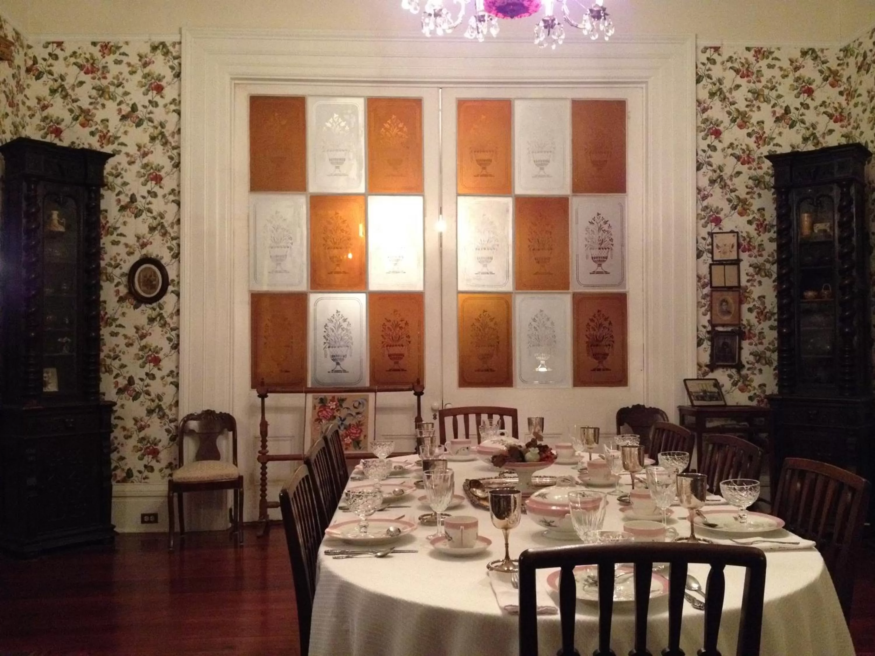 Photo of the whole room in Stone House Musical B&B