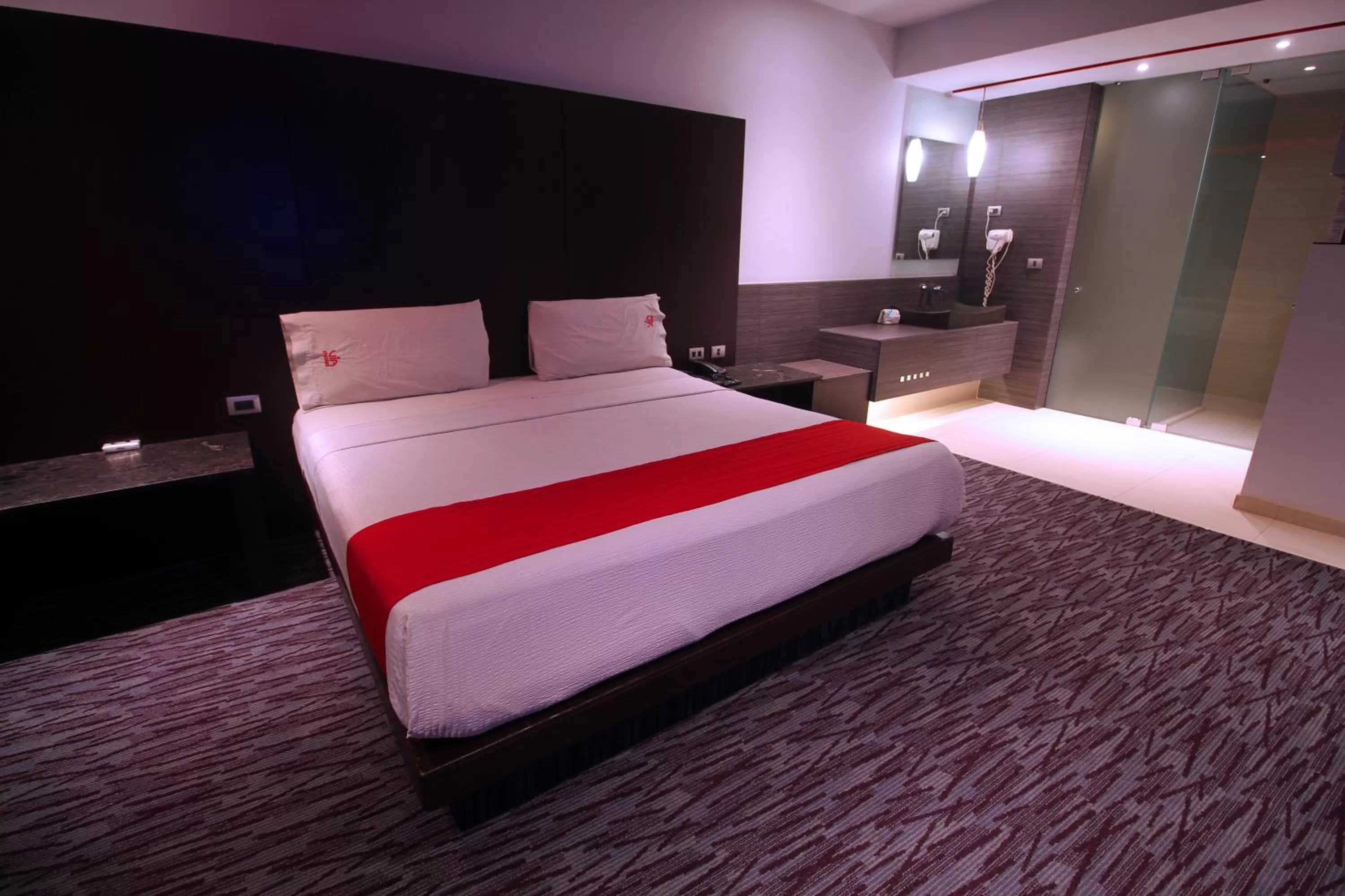 Photo of the whole room, Bed in Motel Via