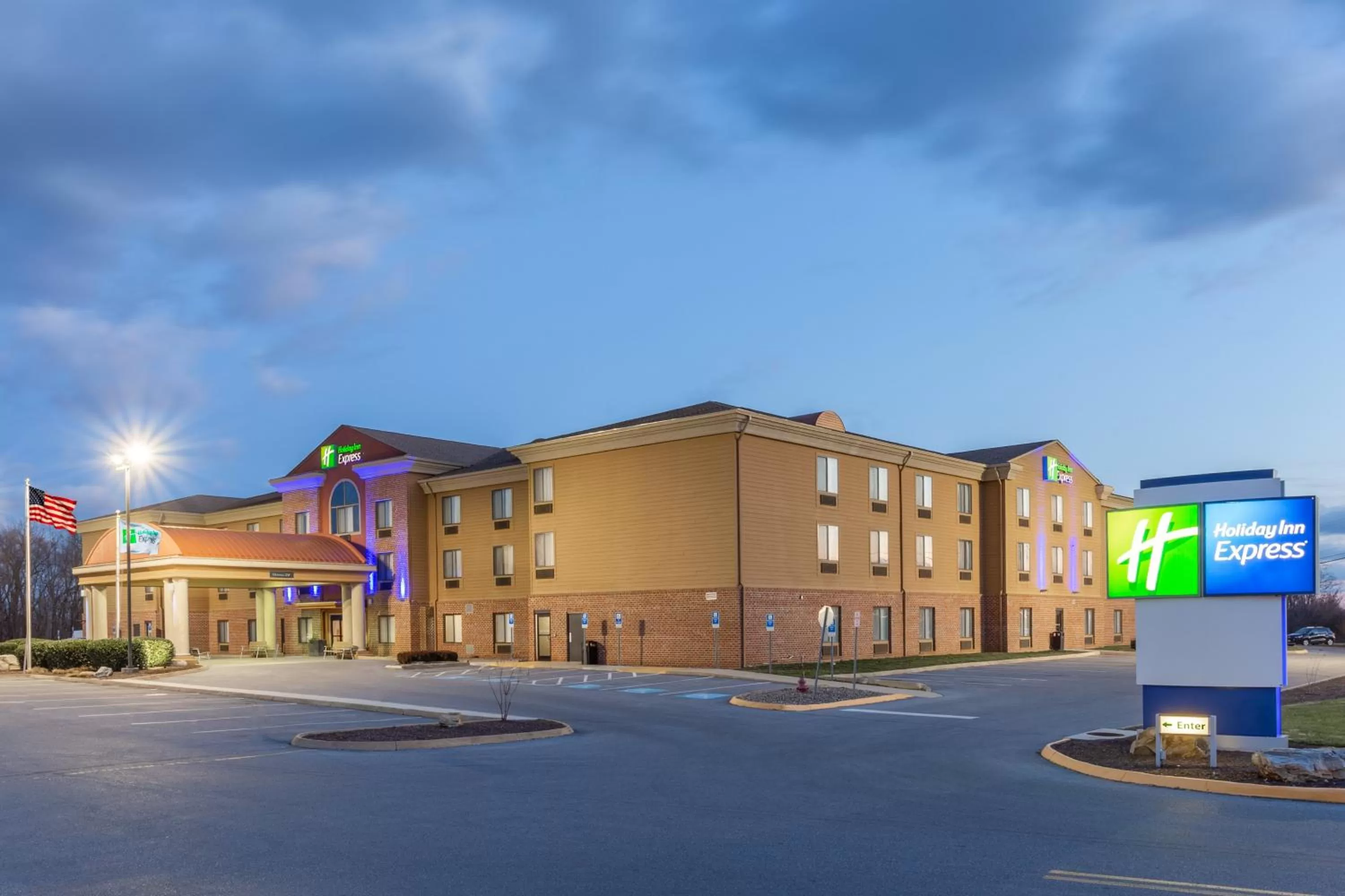 Property building in Holiday Inn Express Charles Town by IHG