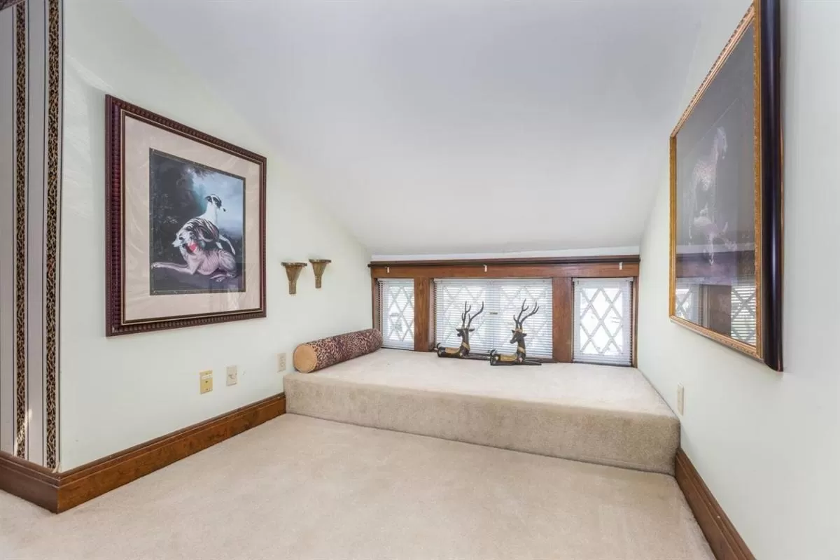 Bed in The Shaffner Inn