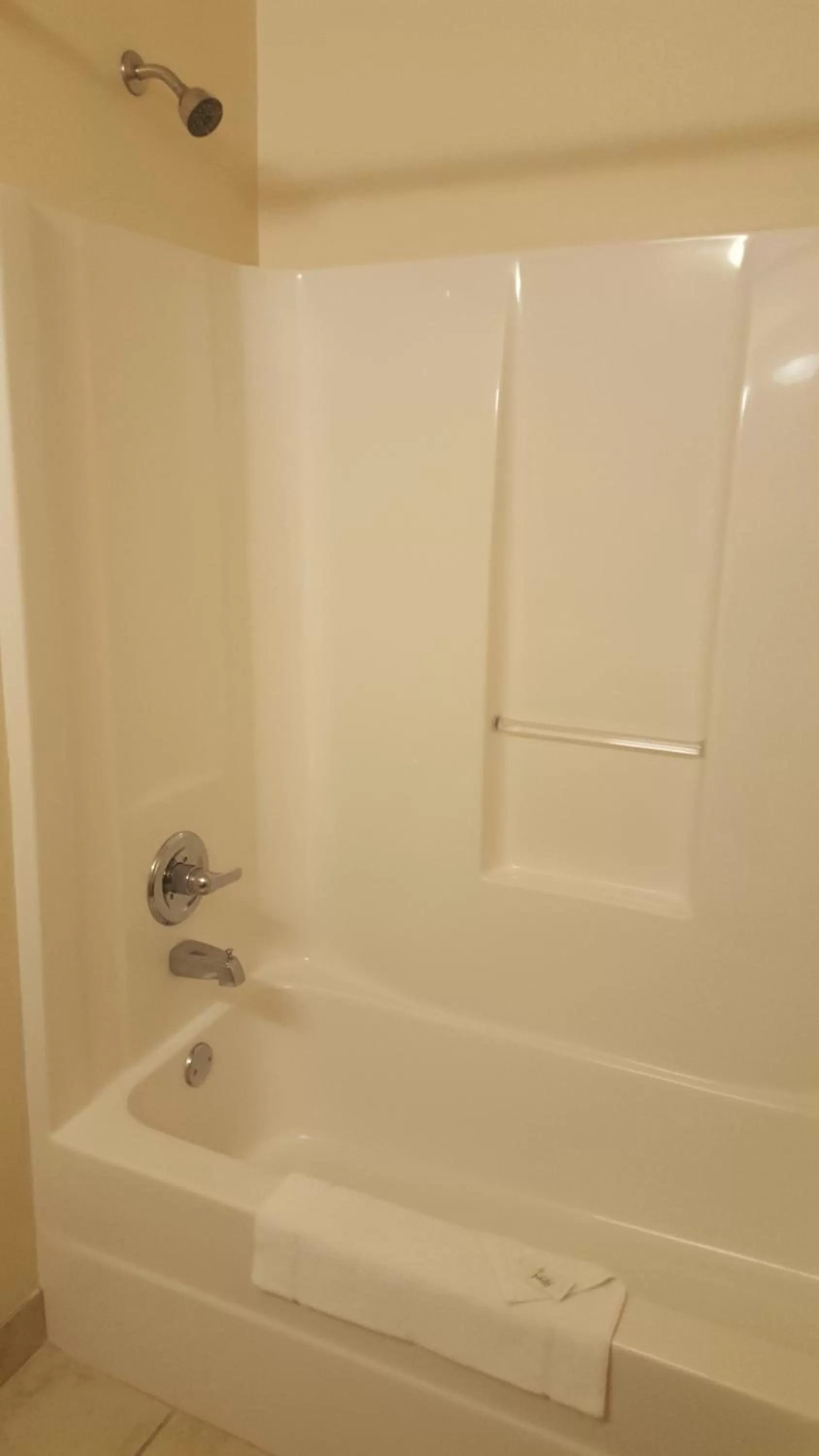 Shower in The Rutledge Inn