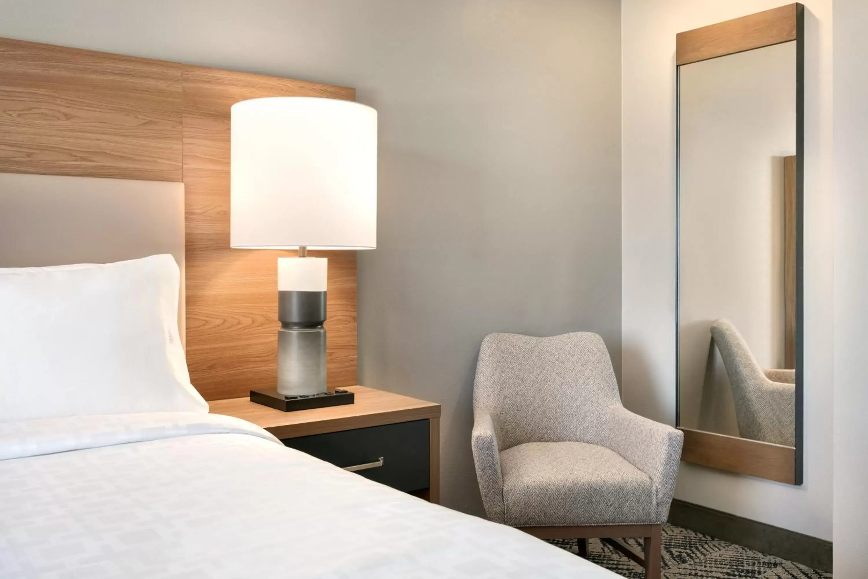 One-Bedroom Suite with King Bed - Non-Smoking in Candlewood Suites Kansas City Northeast by IHG One-Bedroom Suite with King Bed - Non-Smoking in Candlewood Suites Kansas City Northeast by IHG