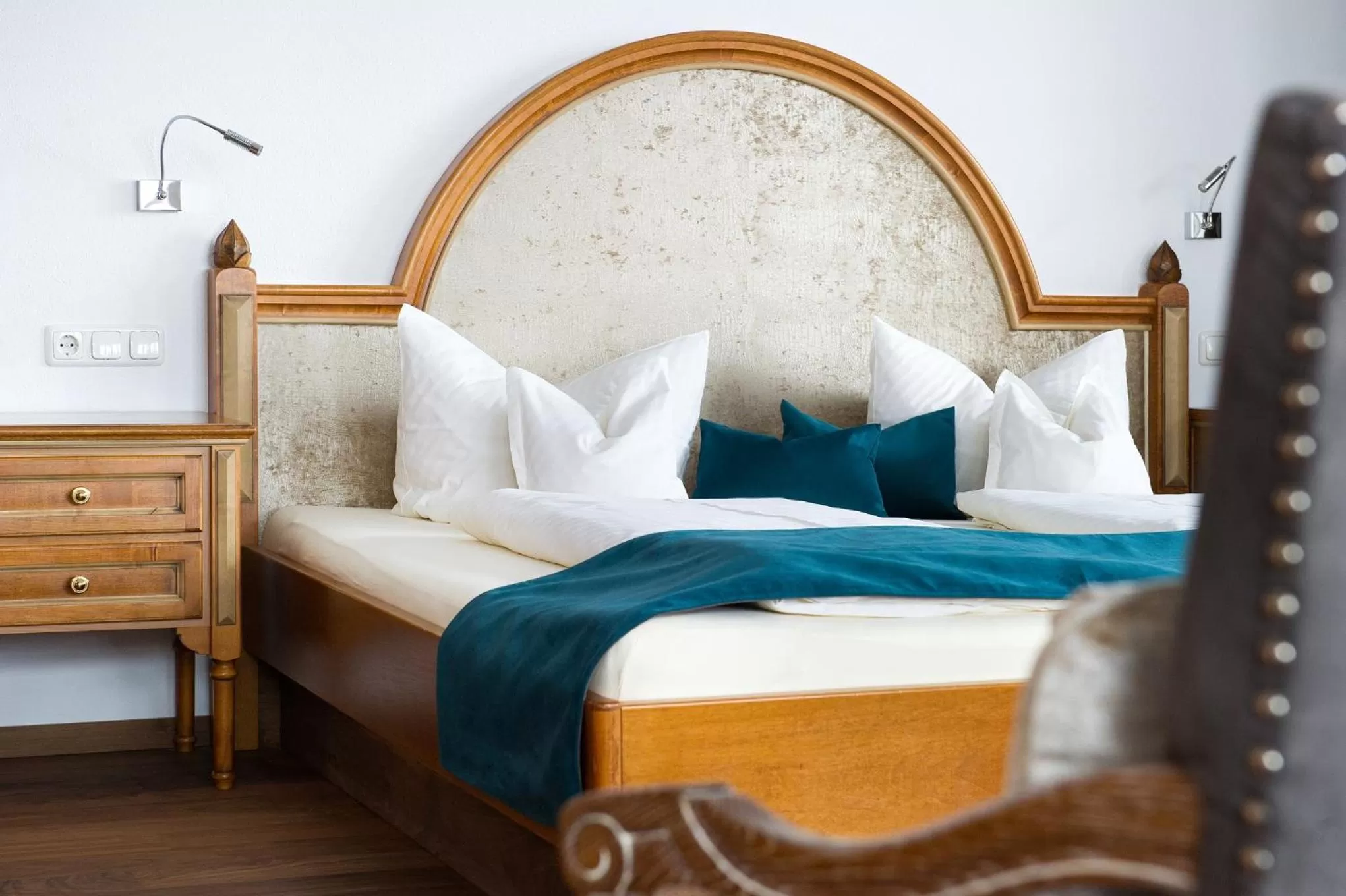 Large Double Room in Hotel Alpenkönig