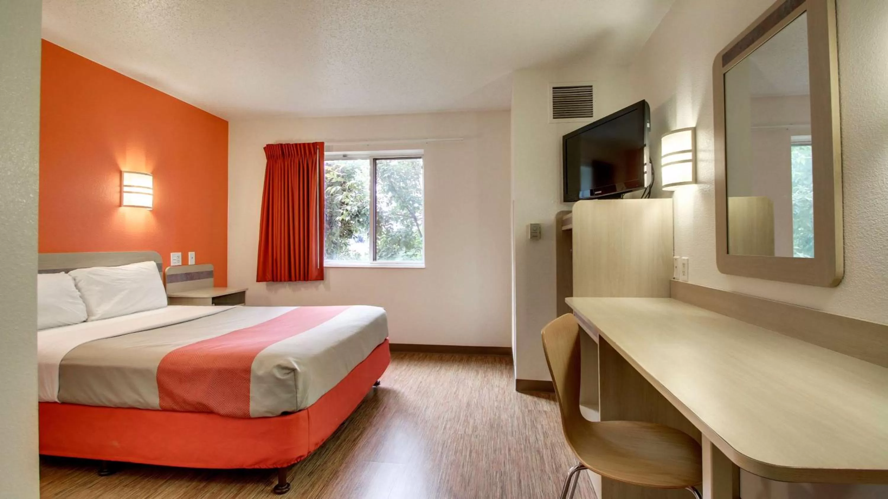 Double Room - Disability Access in Motel 6-Springfield, IL