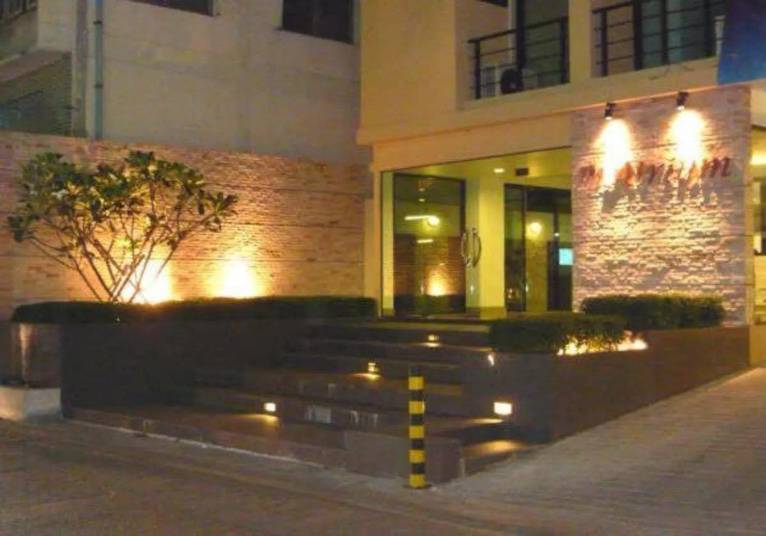 Property building in The Atrium Ratchada 13