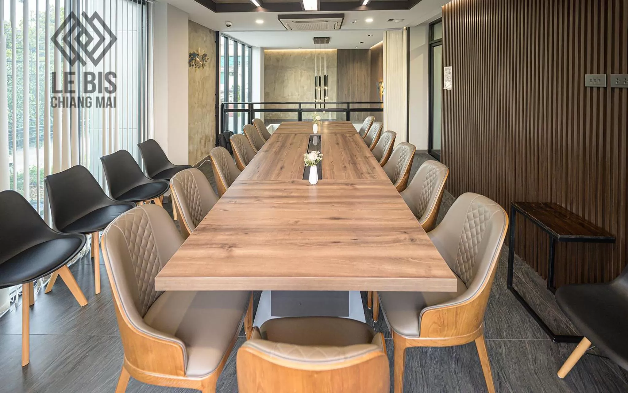 Meeting/conference room in Le Bis Hotel