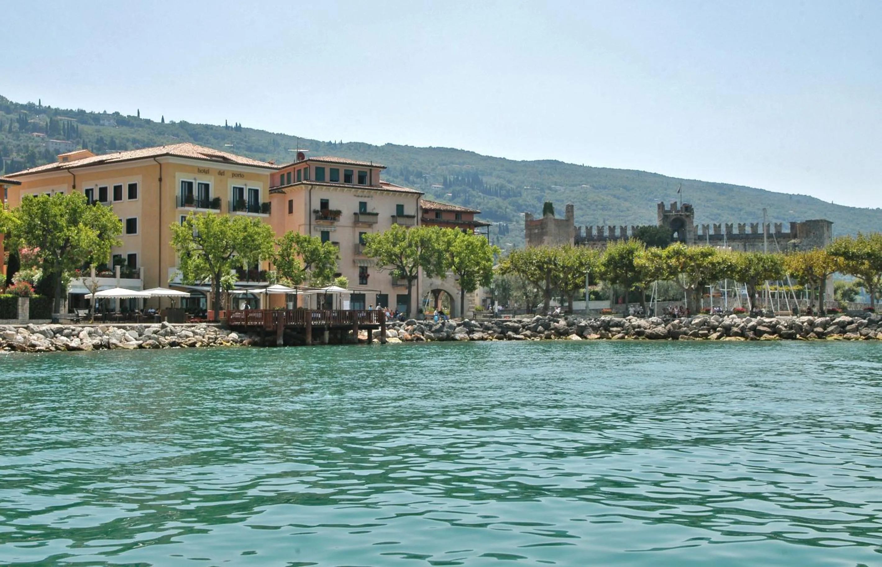 Facade/entrance in Hotel Del Porto