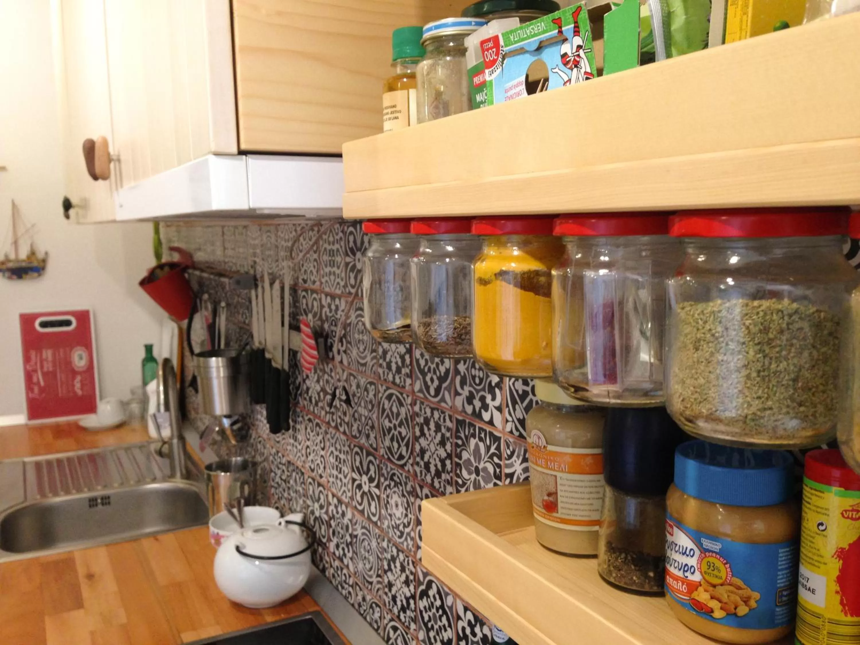 Coffee/tea facilities, Kitchen/Kitchenette in ArkaBarka 2- Floating Dream Rooms and Apartments