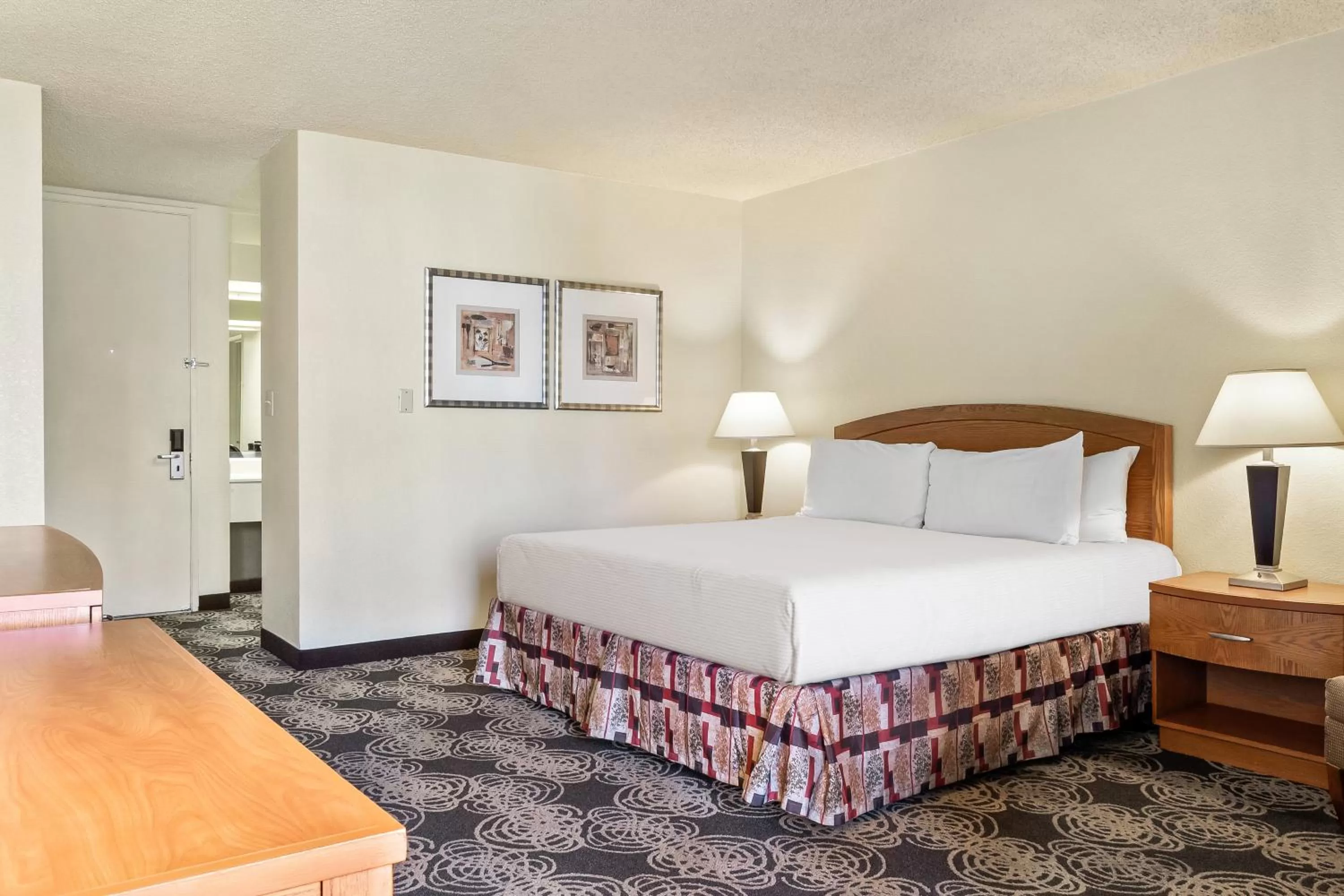 Bedroom in Golden Sails Hotel
