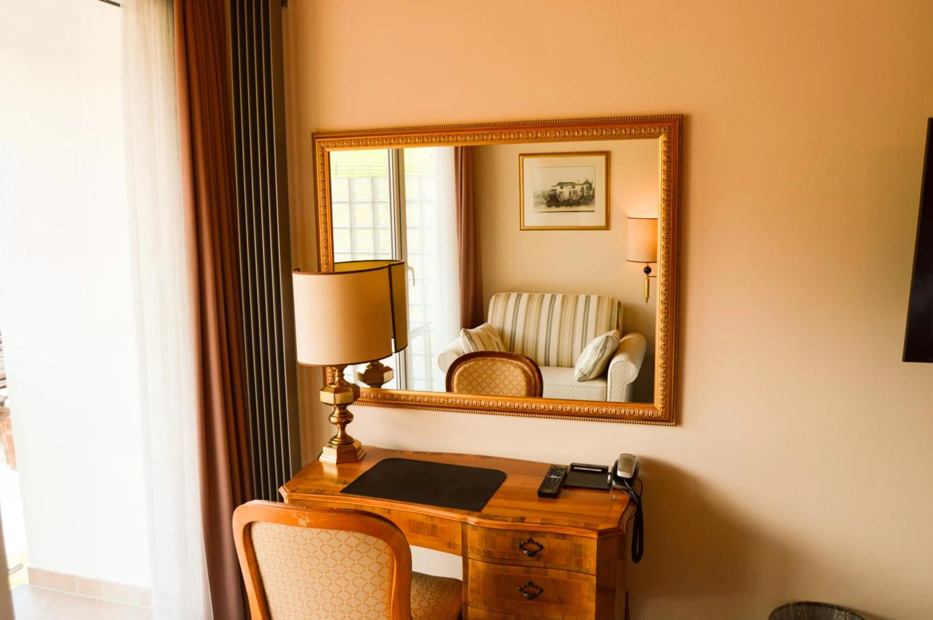 Seating area in Hillsite Smart Hotel Flims