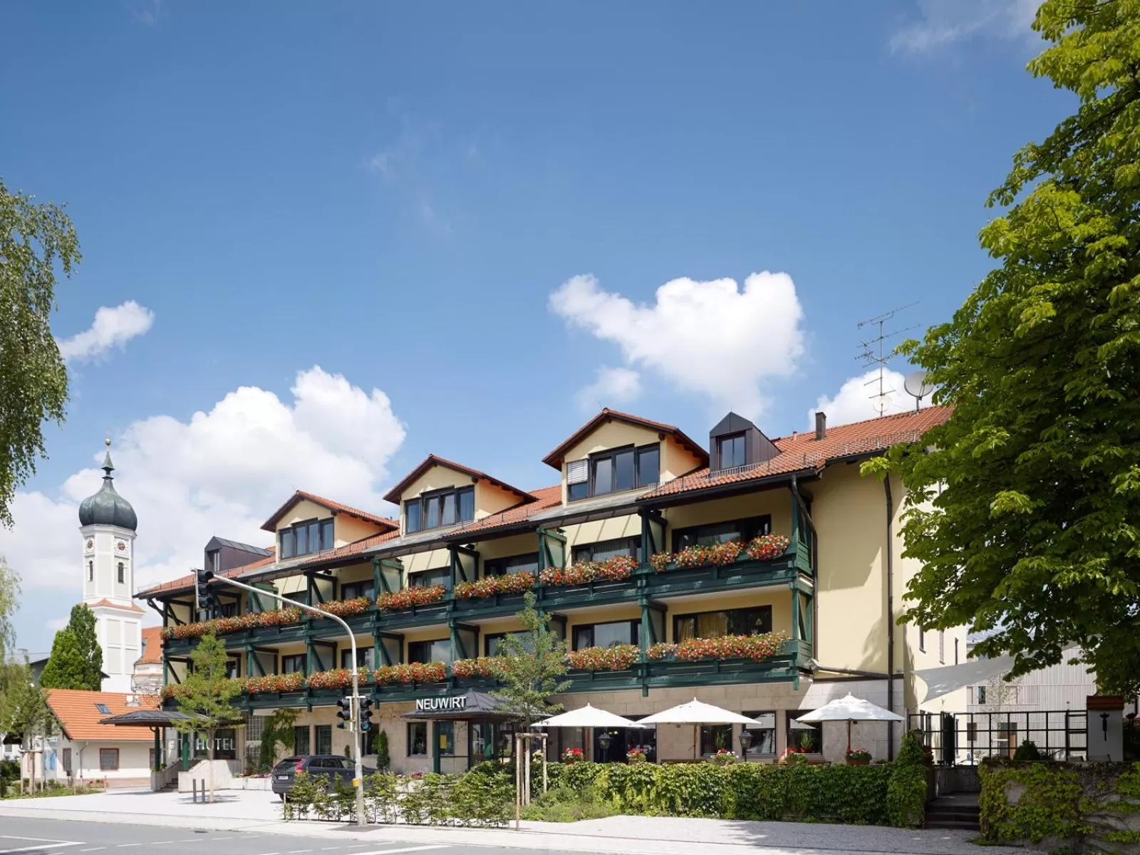 Property building in Hotel Neuwirt