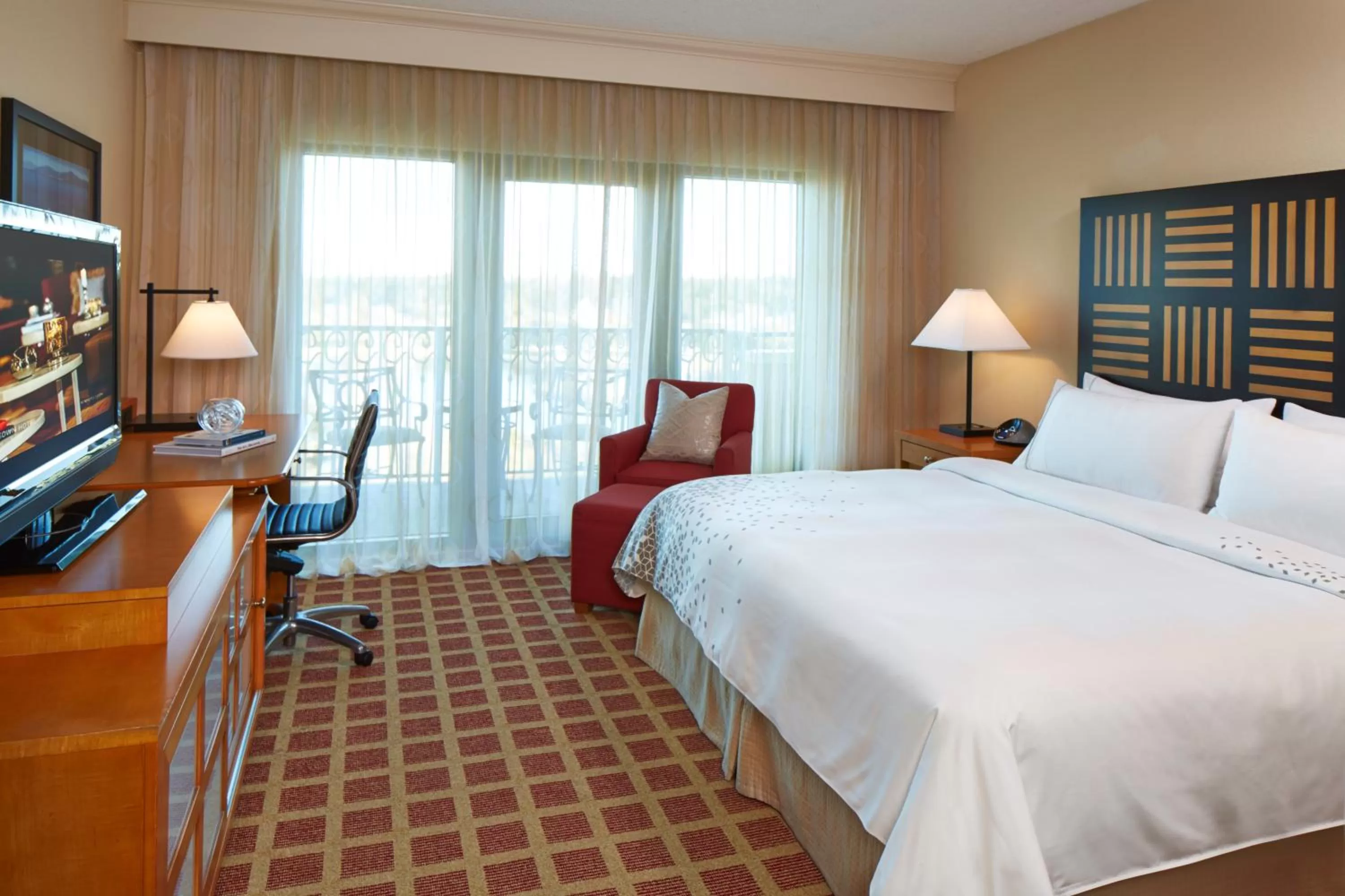 TV and multimedia, Bed in World Golf Village Renaissance St. Augustine Resort