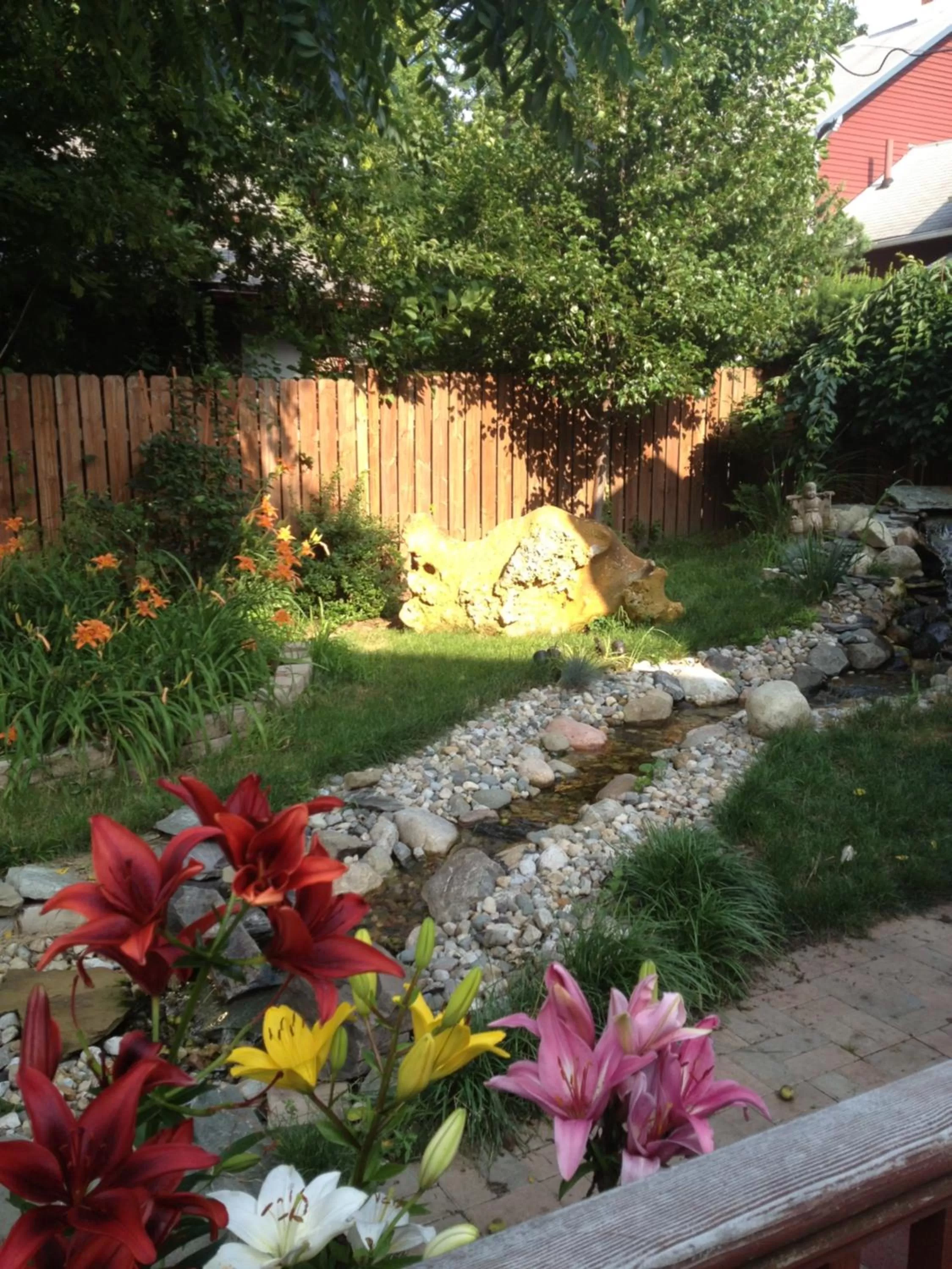 Garden in Burnt Toast Inn