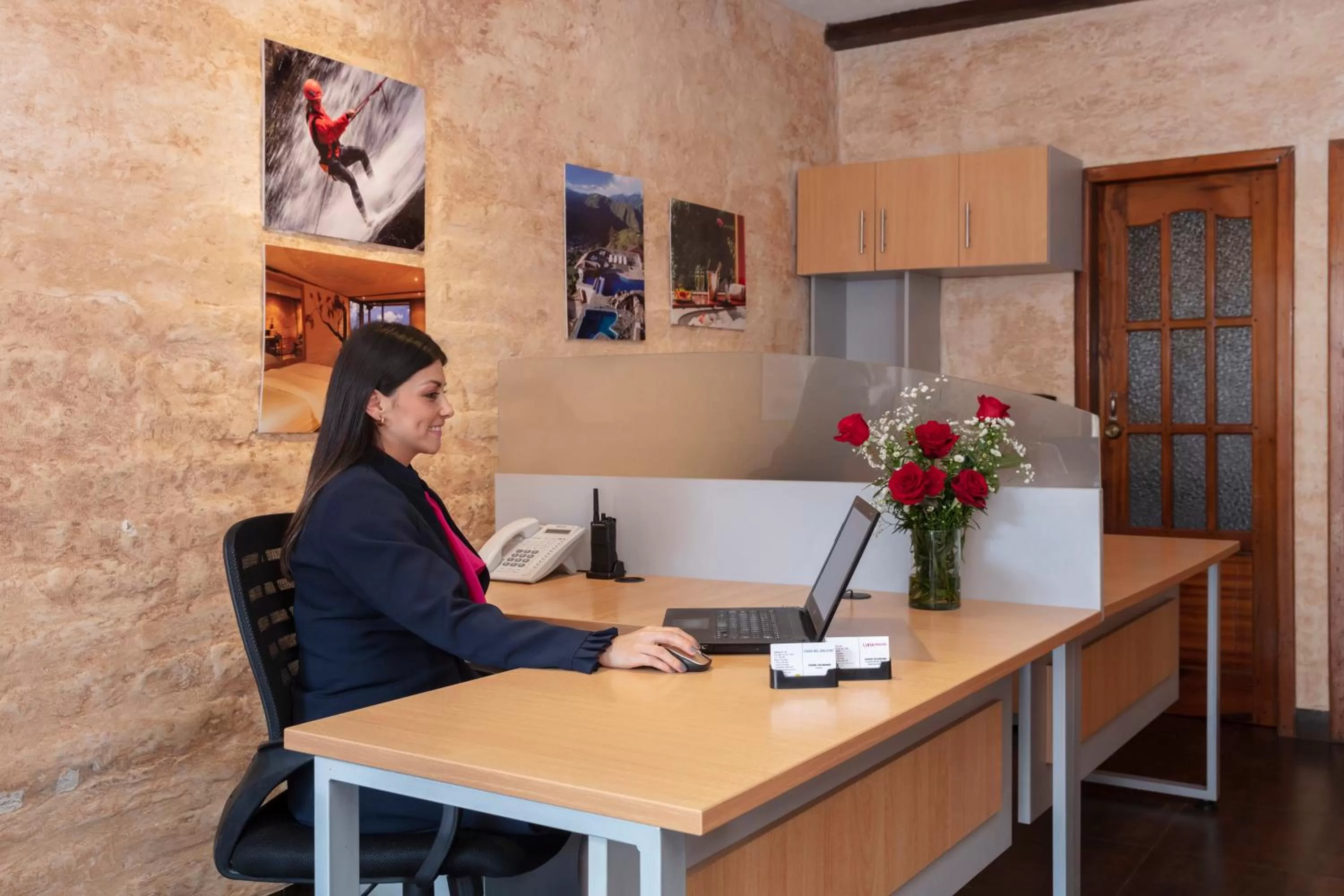 Staff in Casa del Balcon