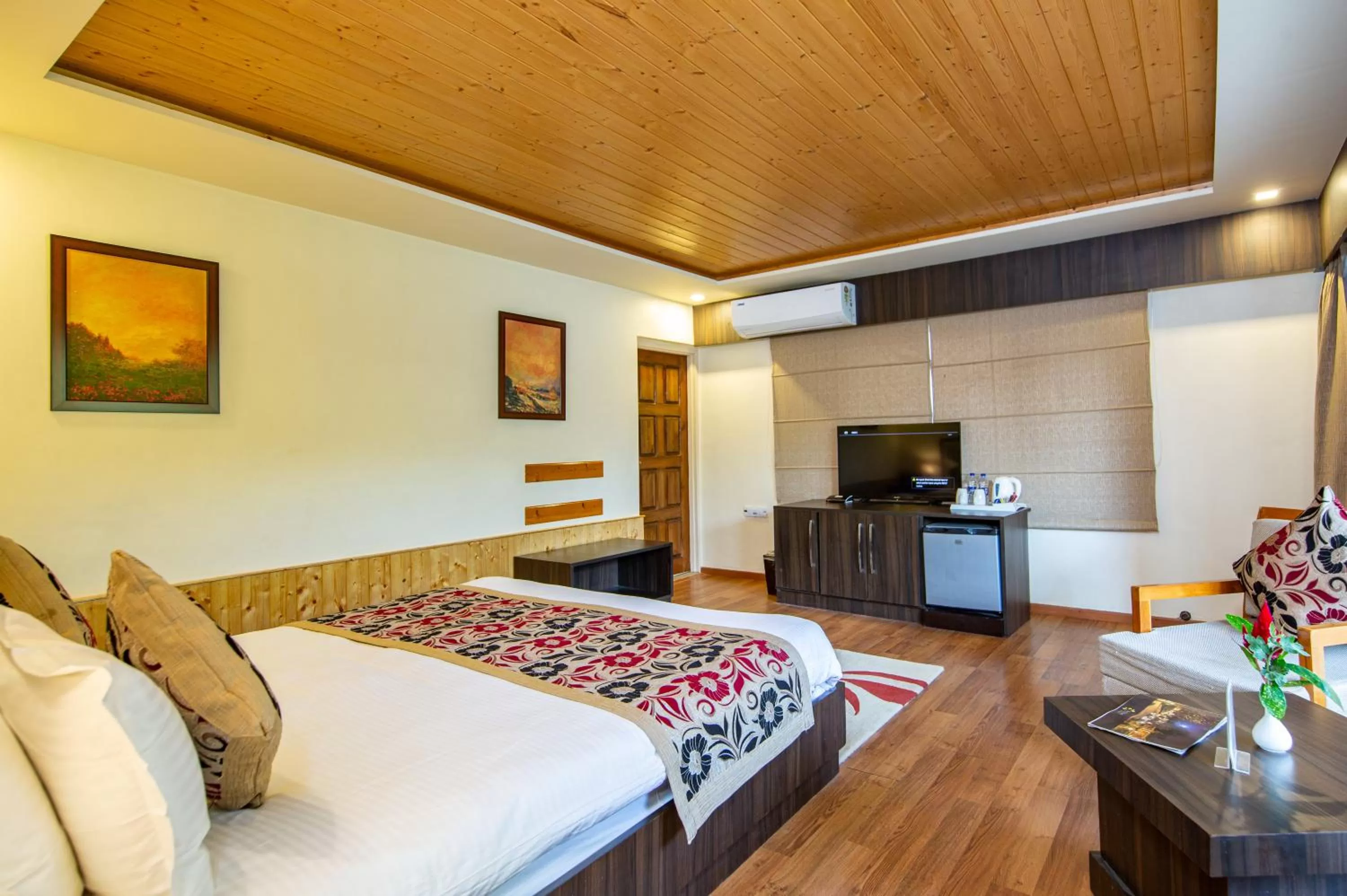 TV and multimedia, Bed in The Orchard Retreat & Spa