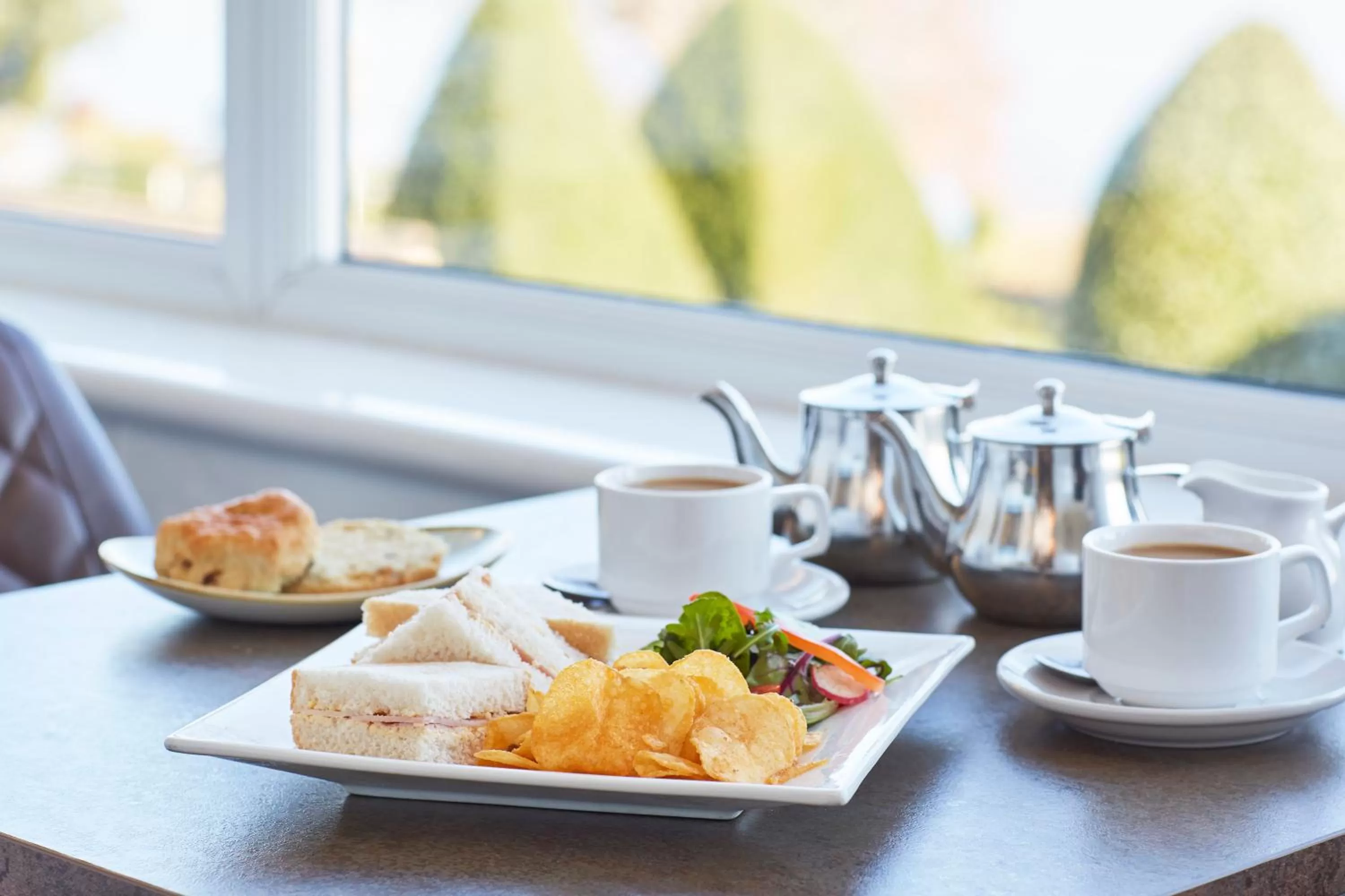 Restaurant/places to eat in Luccombe Hall Hotel