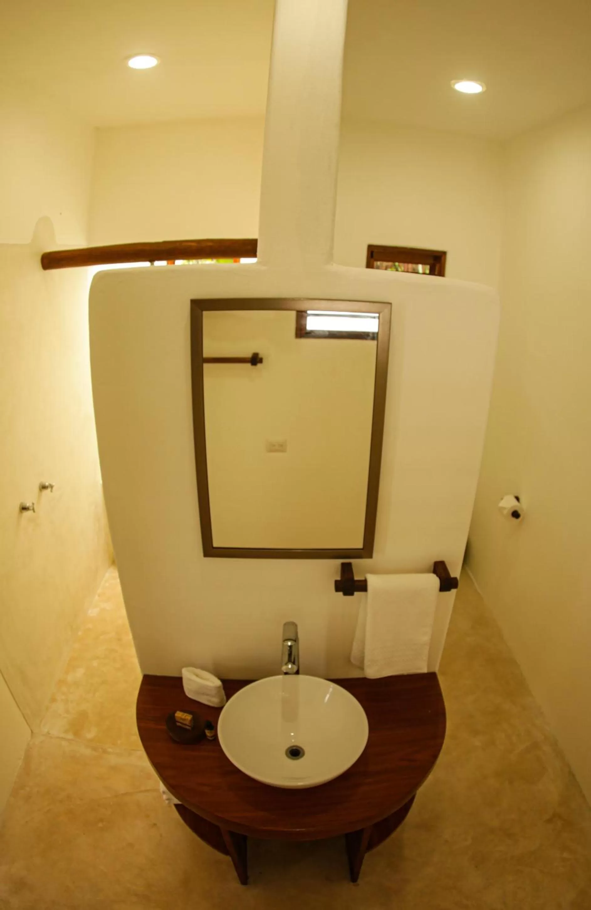 Bathroom in Mi Kasa Tu Kasa Bacalar