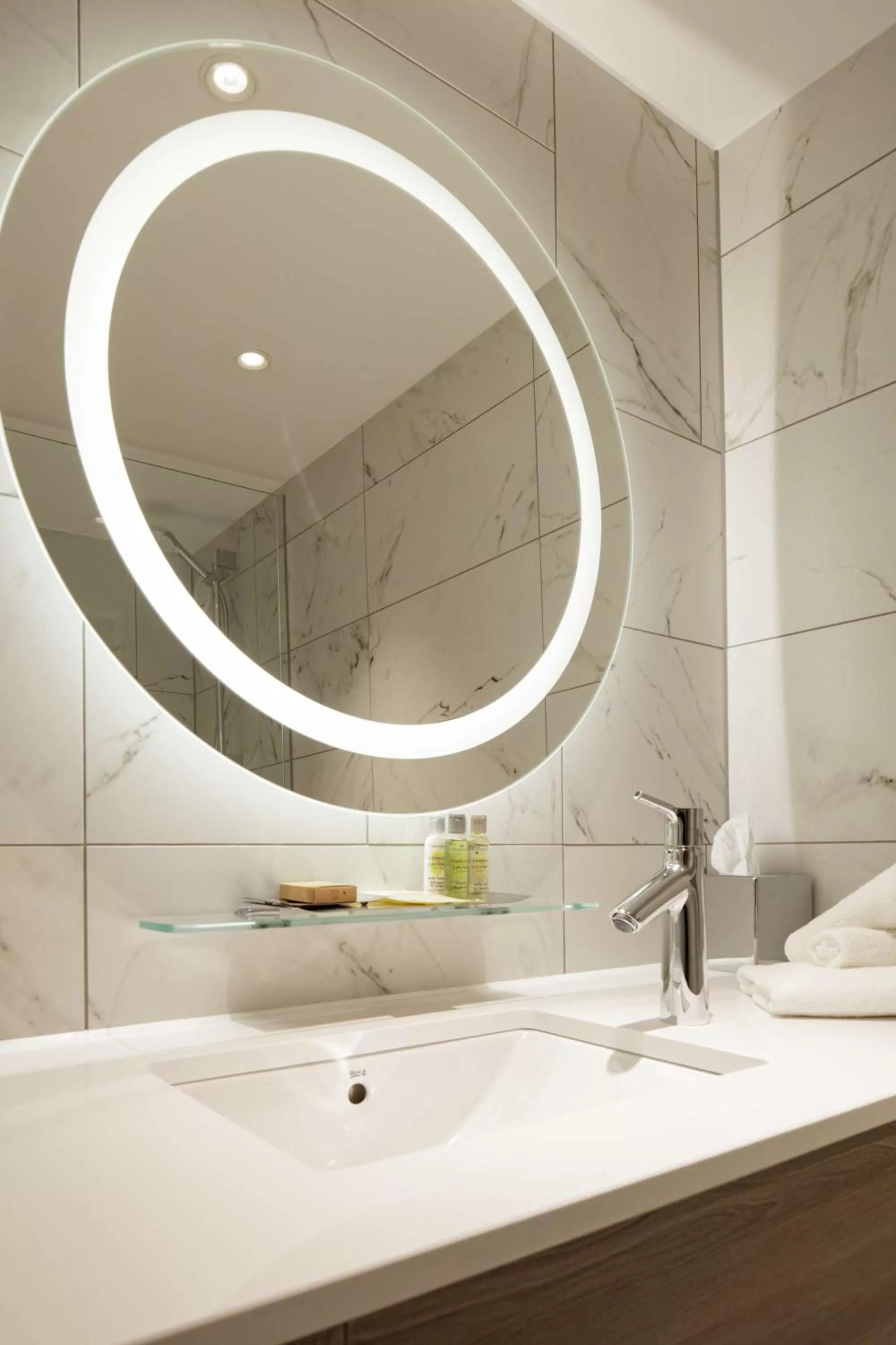 Bathroom in DoubleTree by Hilton Bath