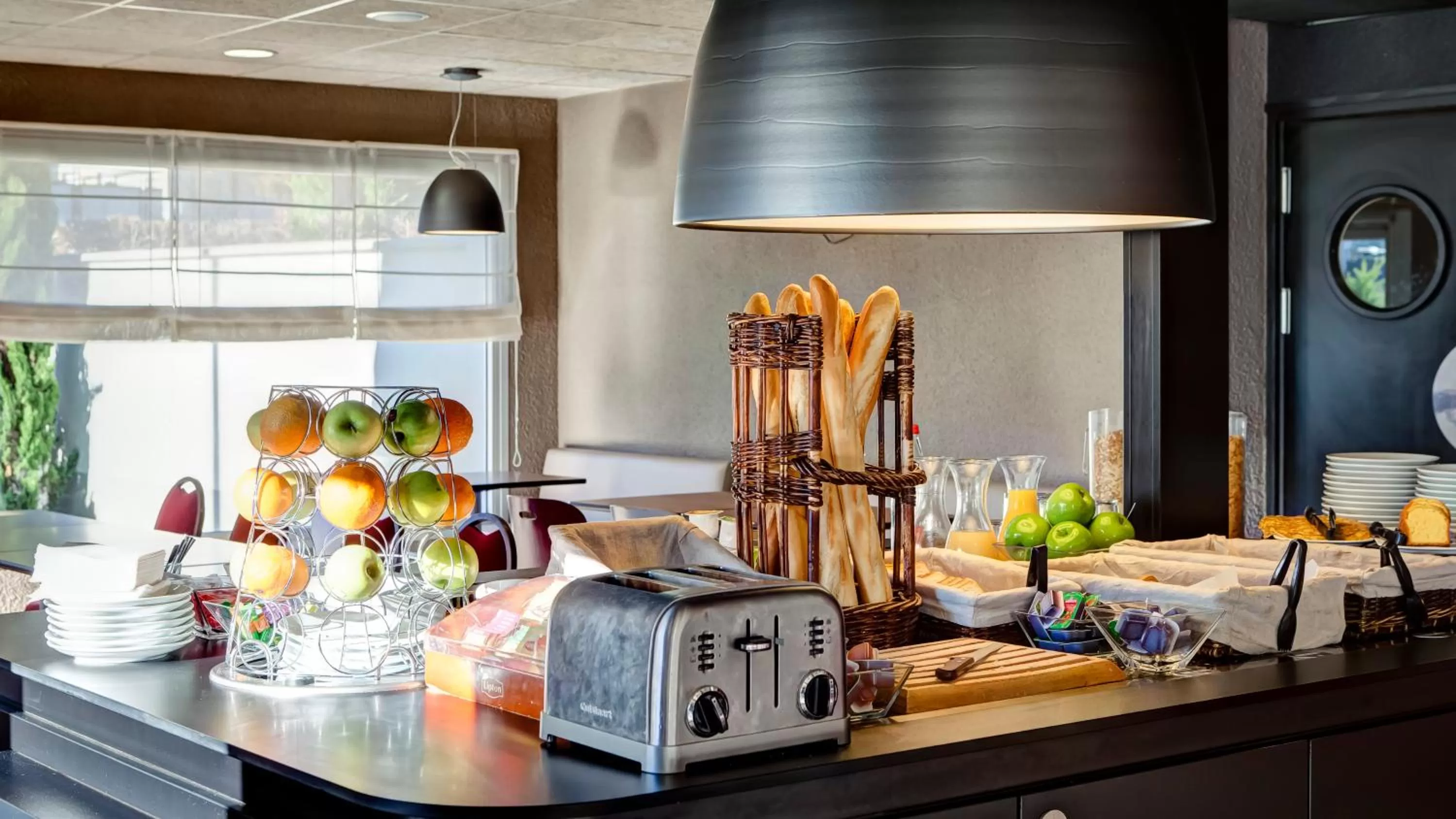 Restaurant/places to eat in Campanile Genève - Ferney-Voltaire