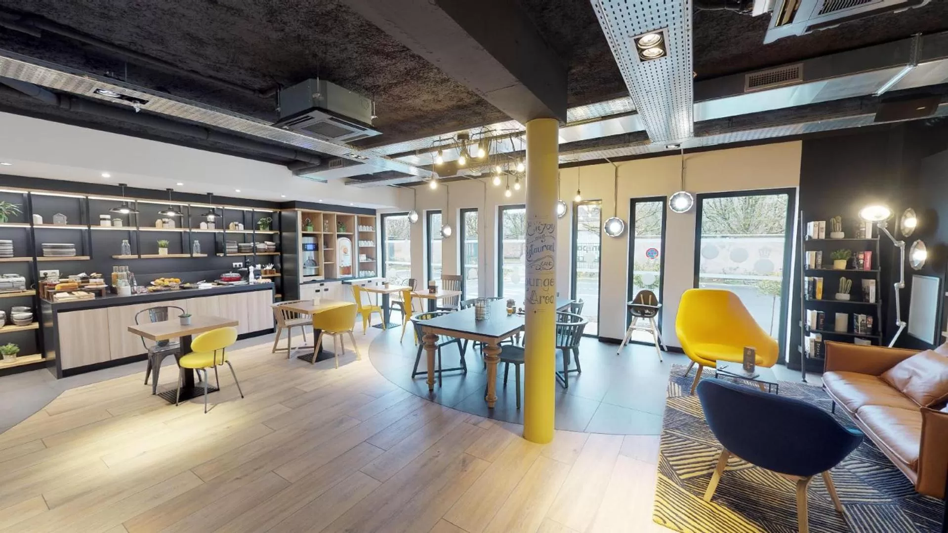 Seating area in Campanile Fontainebleau