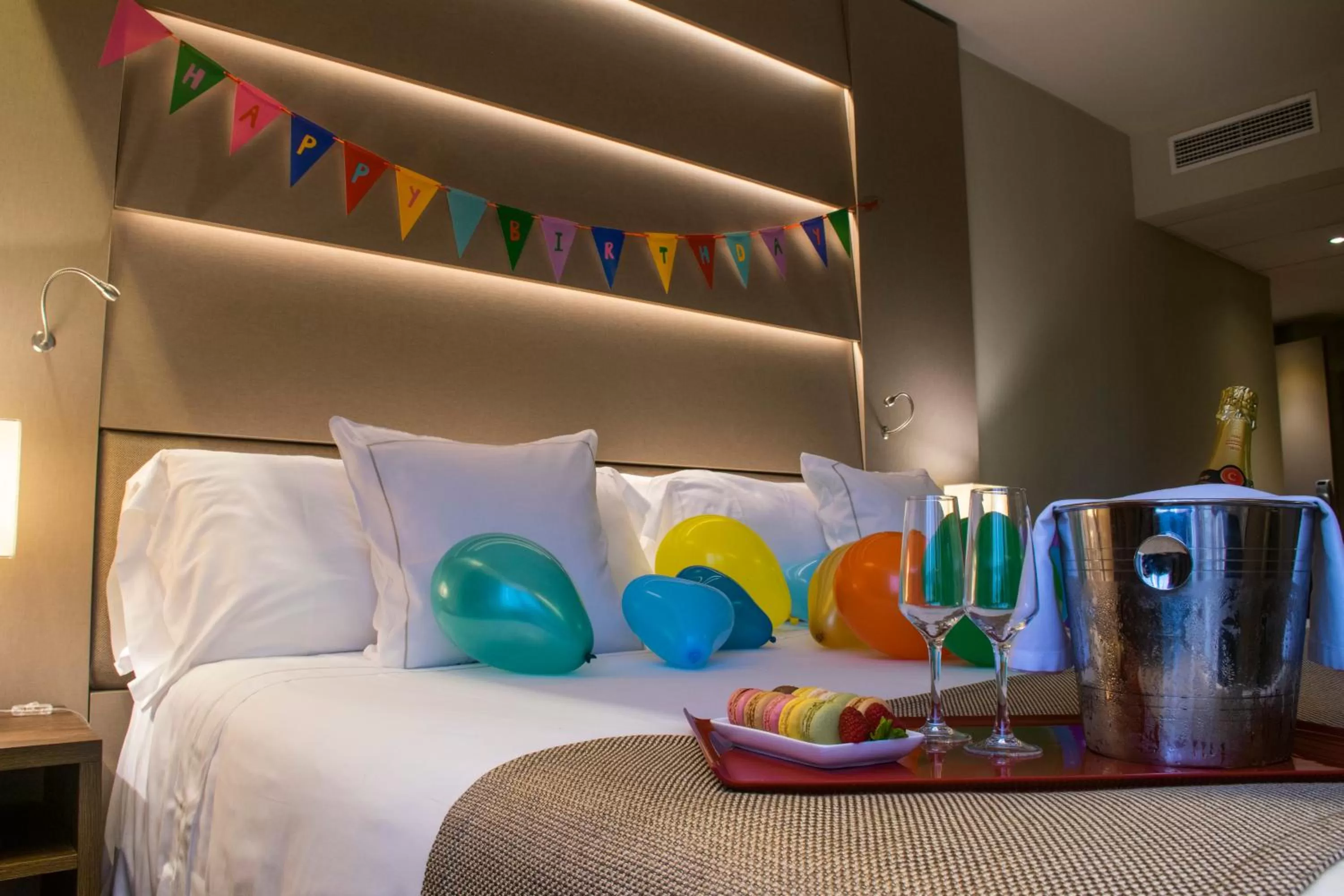 Decorative detail, Bed in Hotel America Barcelona