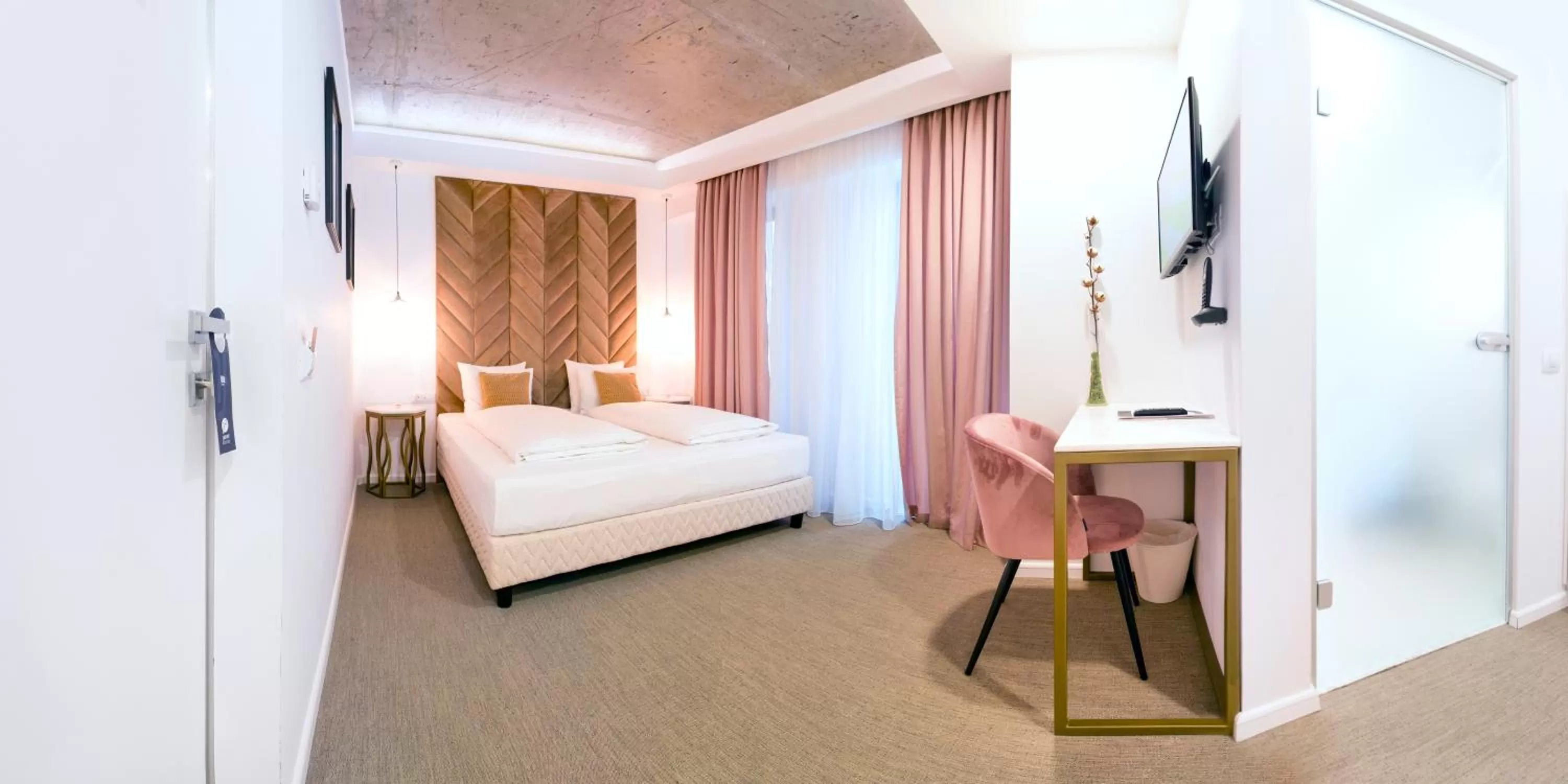 Photo of the whole room, Bed in Filitti Boutique Hotel