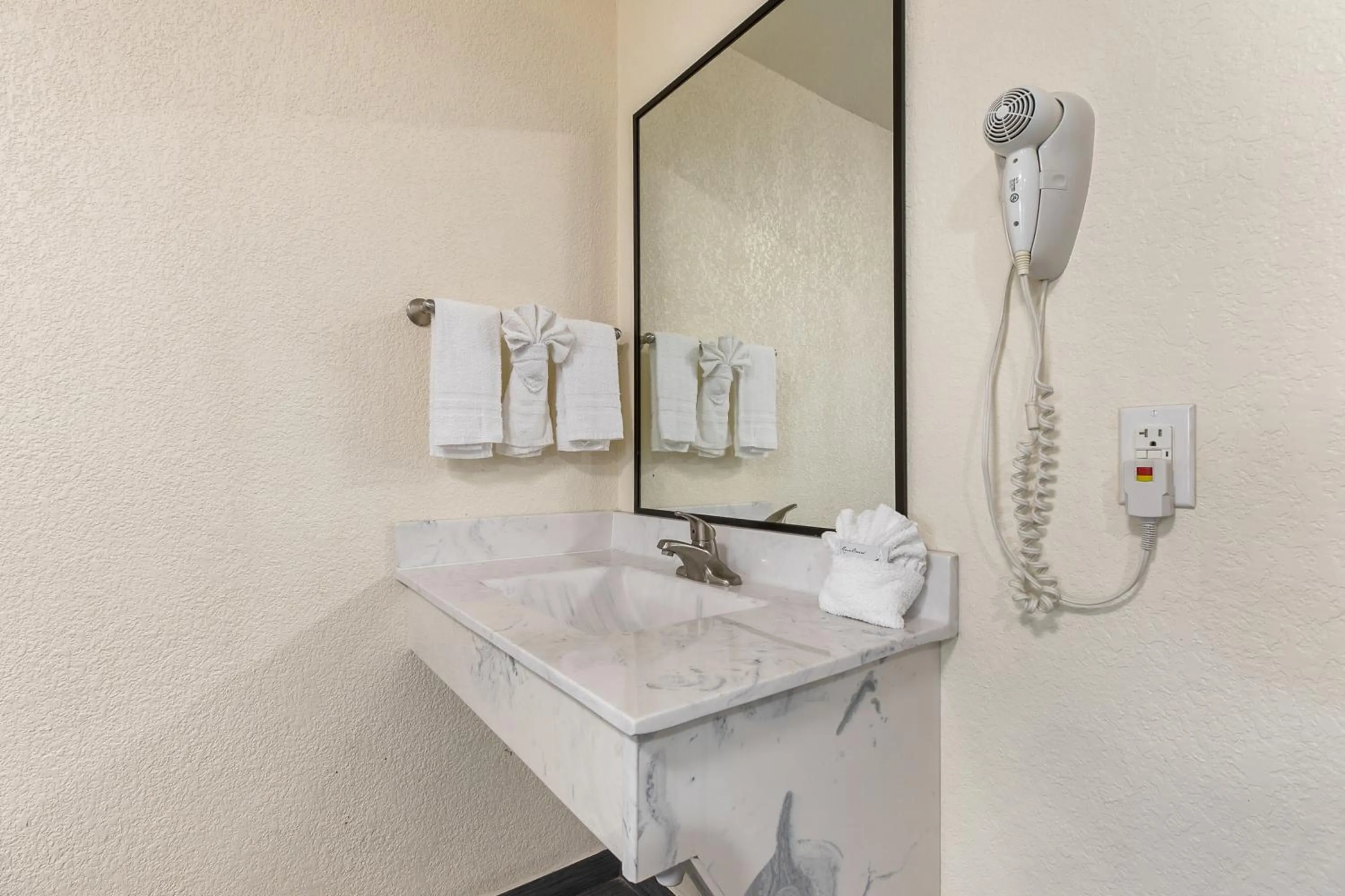 Bathroom in Lighthouse Inn