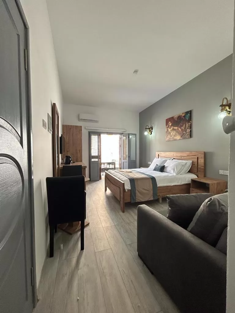 TV/Entertainment Center in Royal Goddess Guest House, Walled City