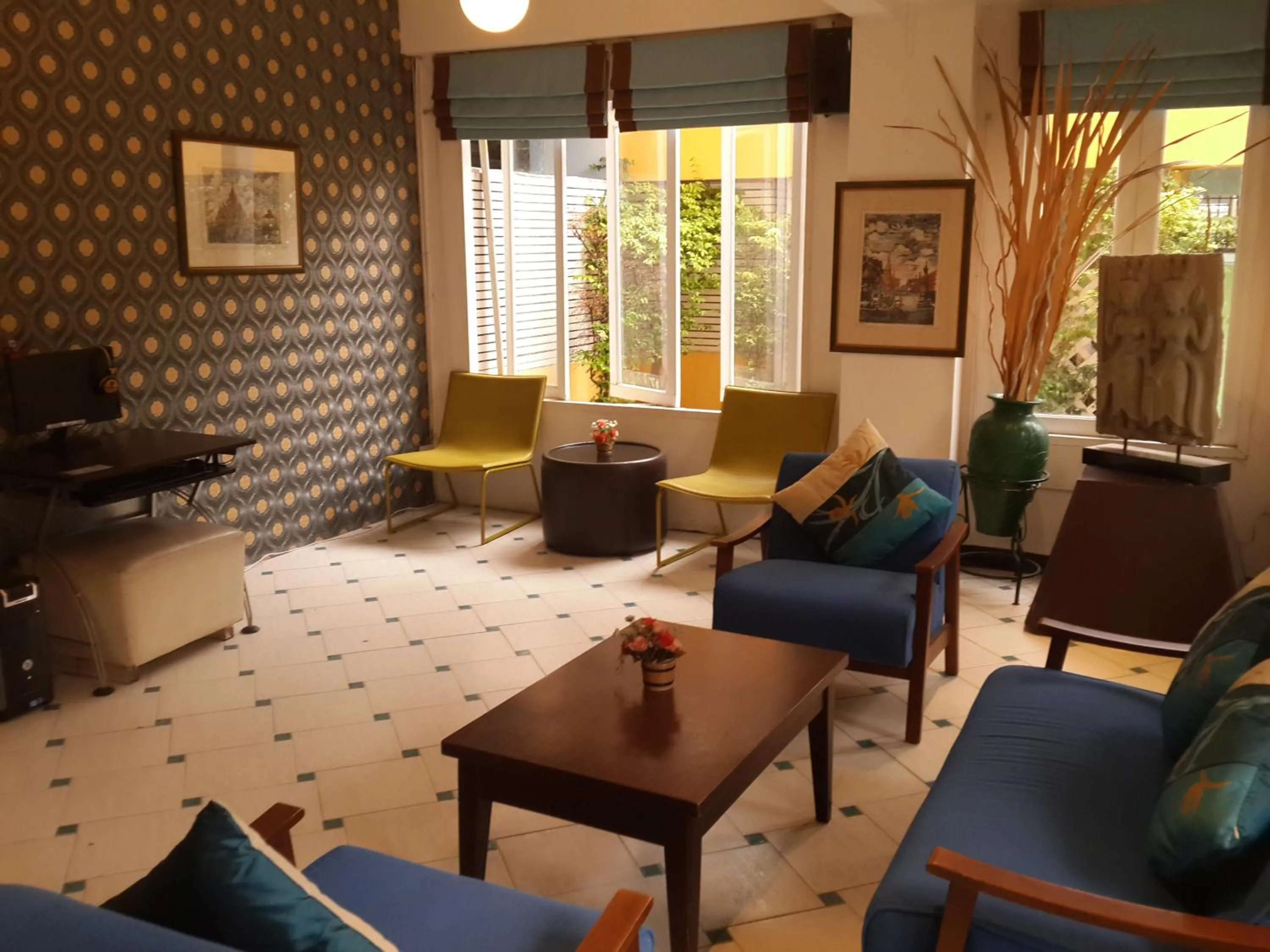 Lobby or reception in Sawasdee Sukhumvit Inn