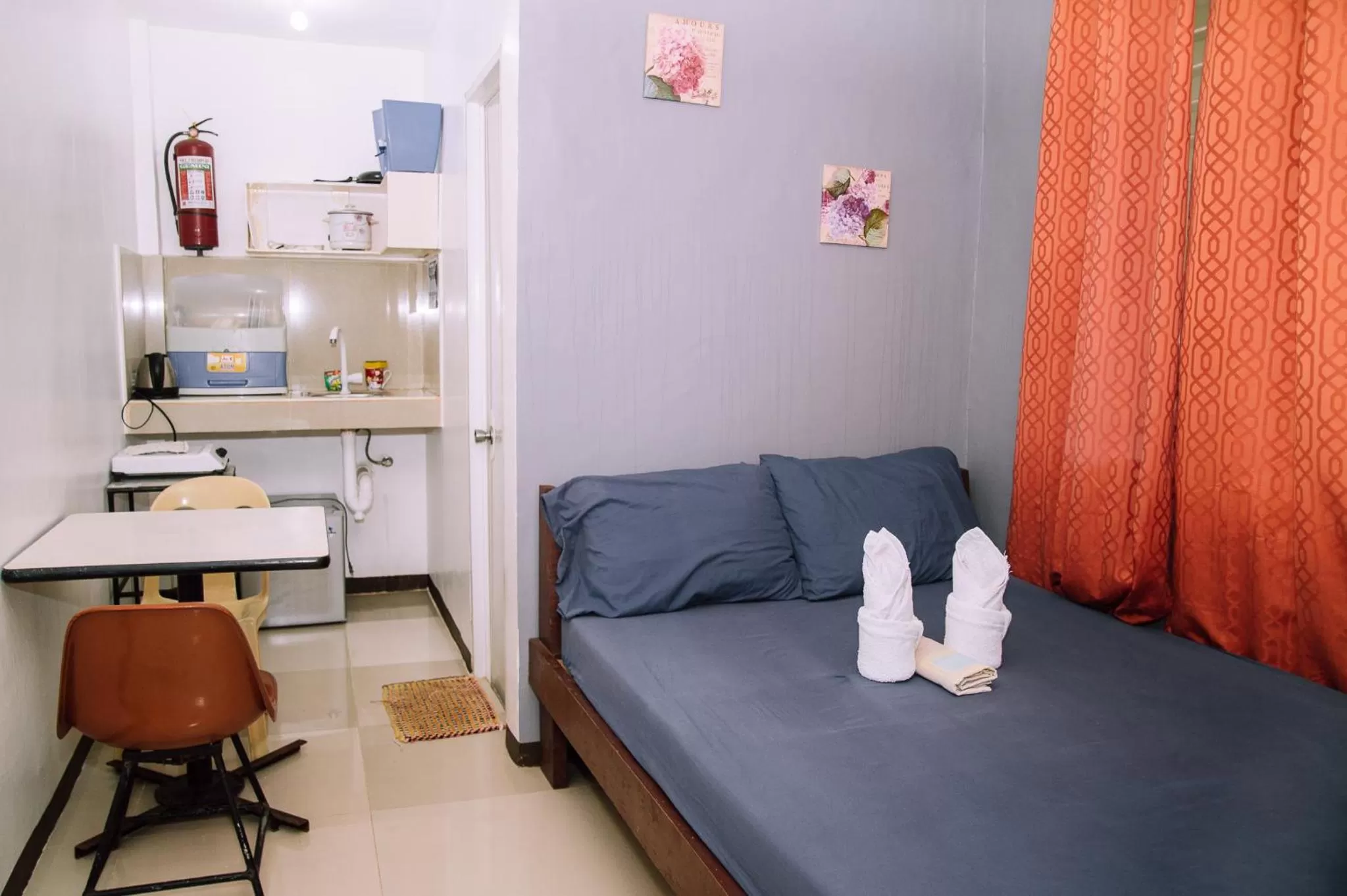 Bed in Gaea's Apartments