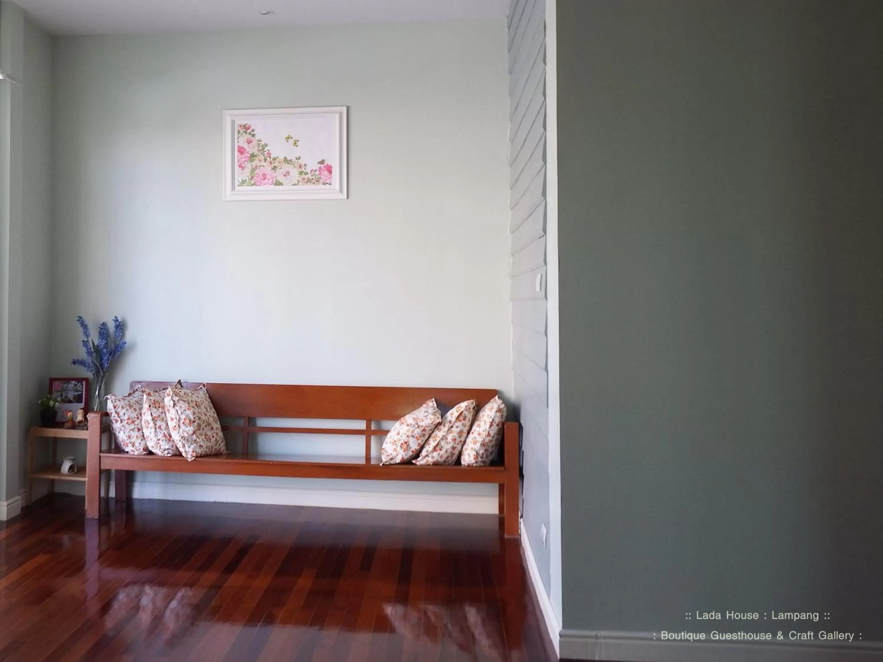 Property building in Lada House