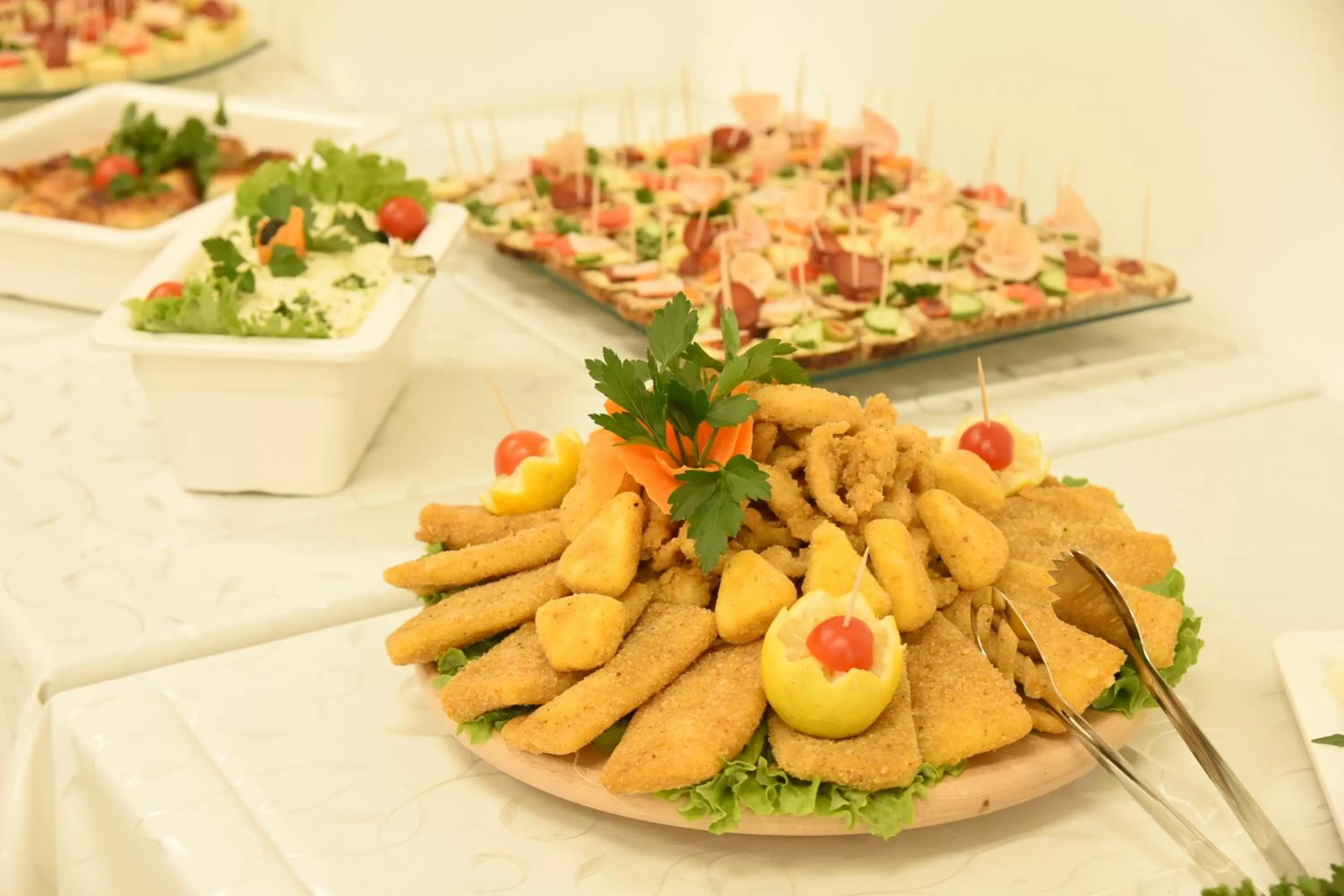 Breakfast, Food in Hotel DOA