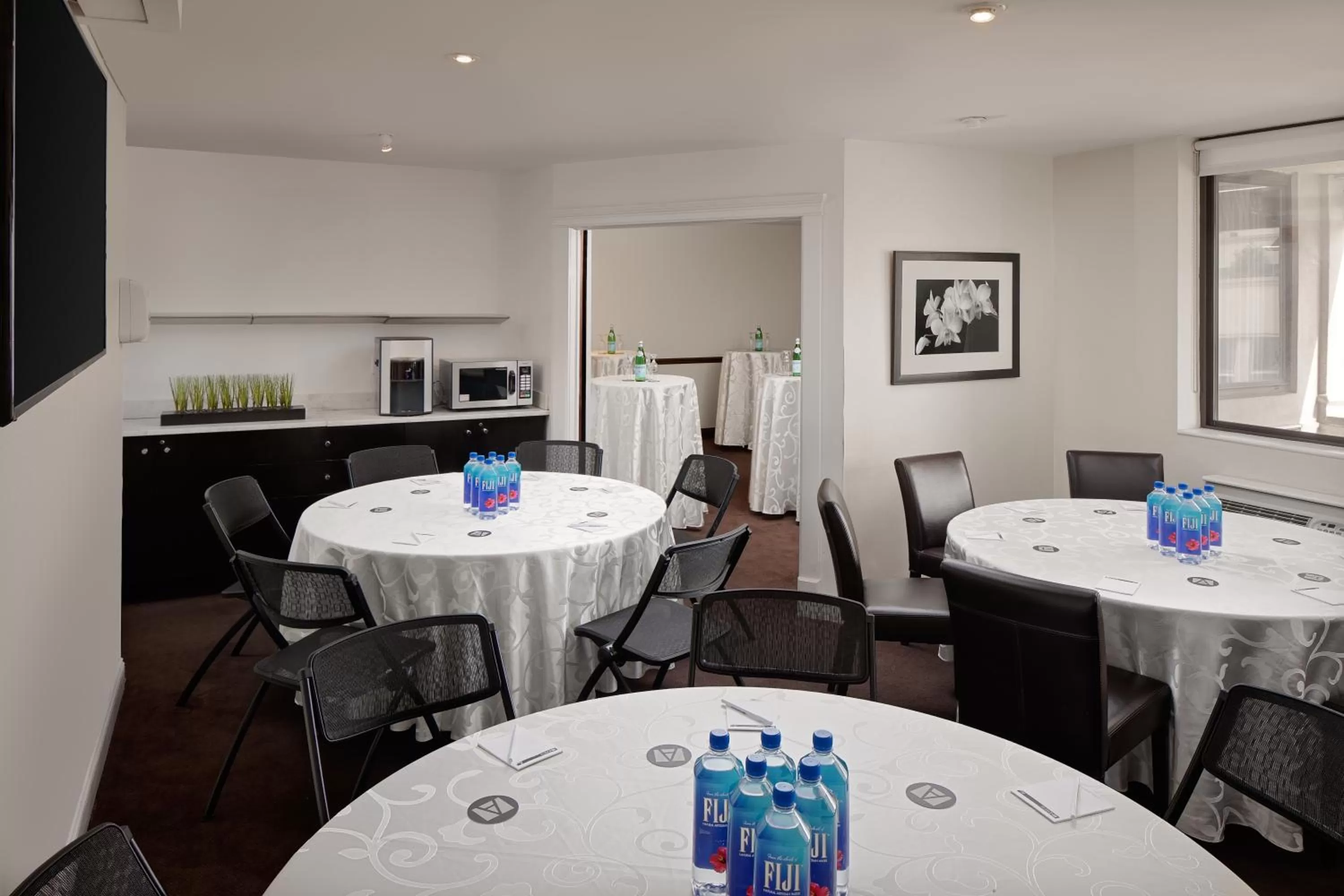 Breakfast in The Andrew Hotel