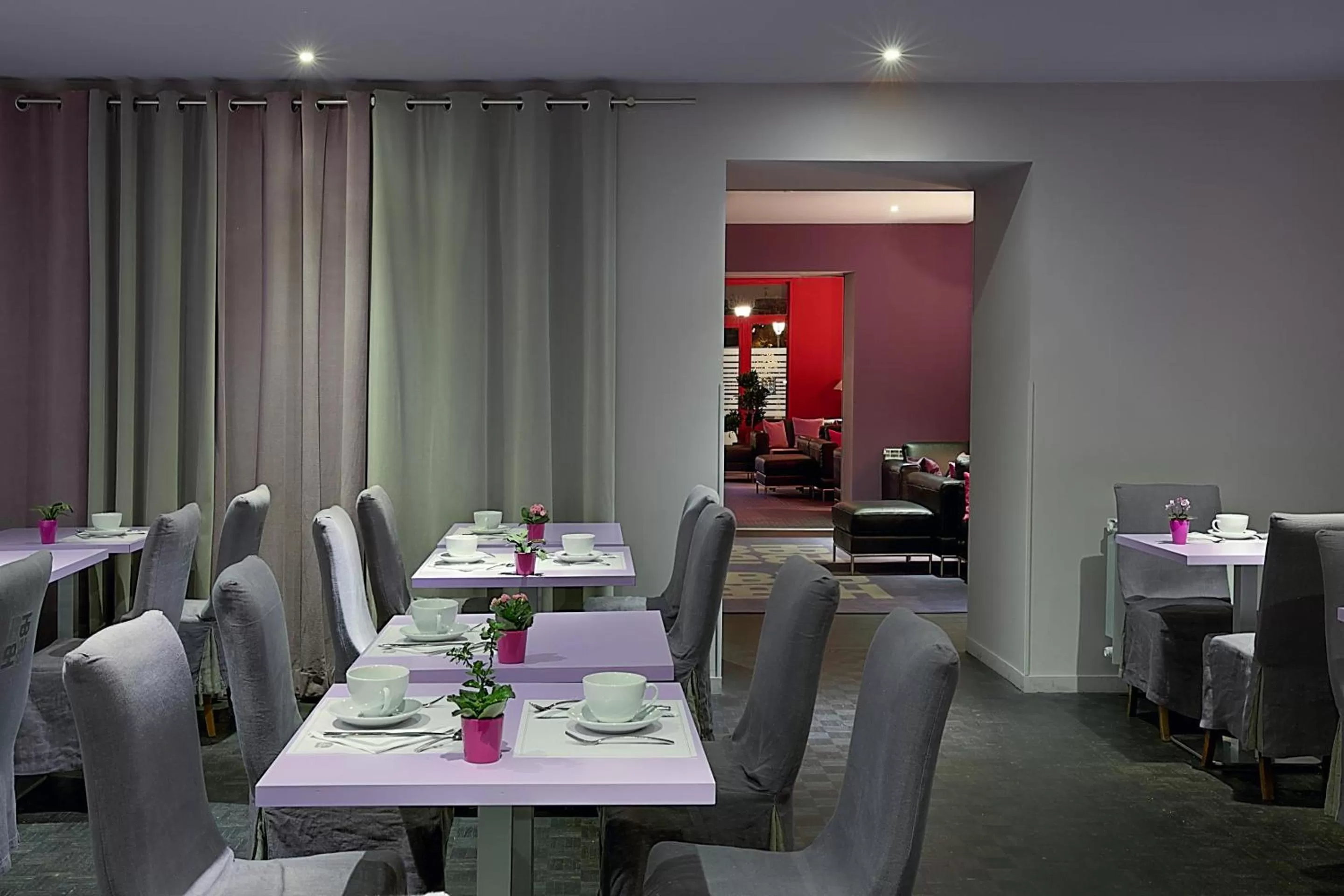 Restaurant/places to eat in Best Western Hotel de la Breche