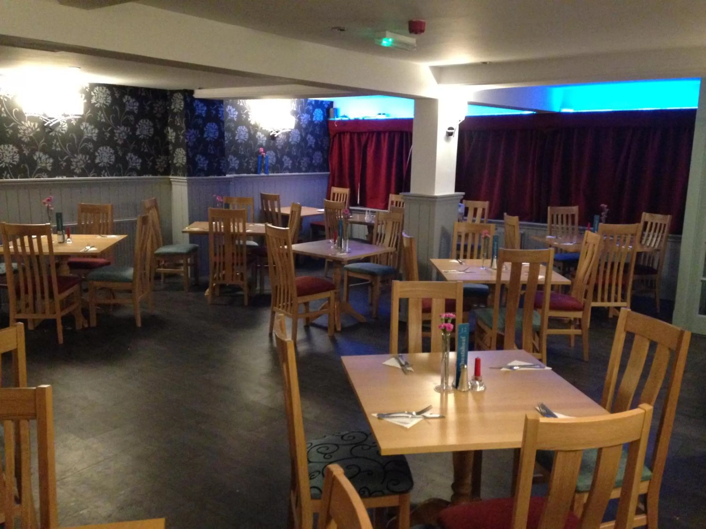 Photo of the whole room in The Wheatsheaf