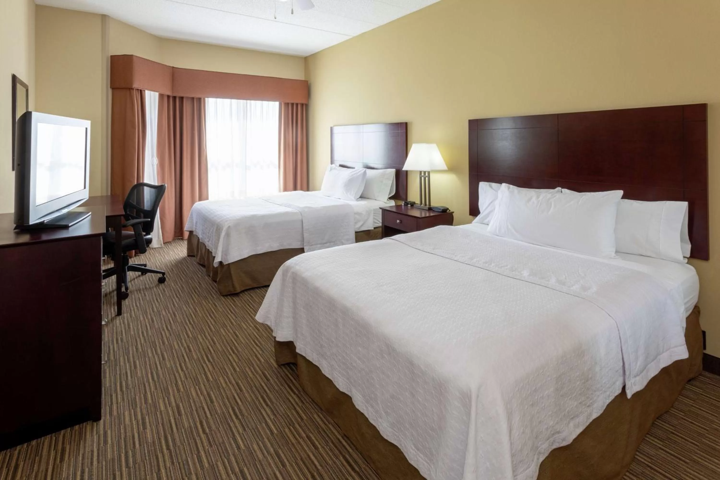 Queen Suite with Two Queen Beds in Homewood Suites New Brighton