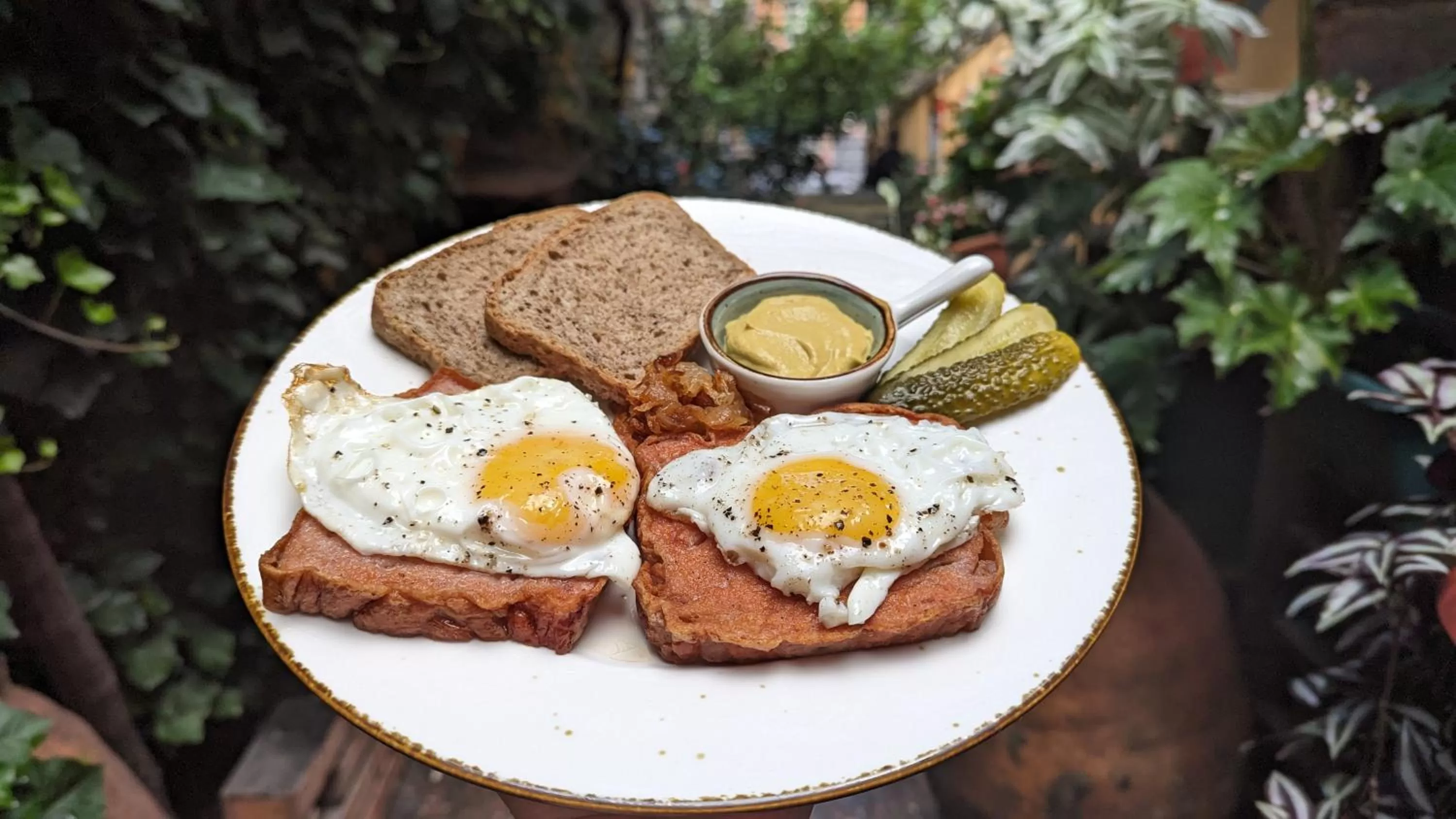 Food and drinks in Hotel Kartli