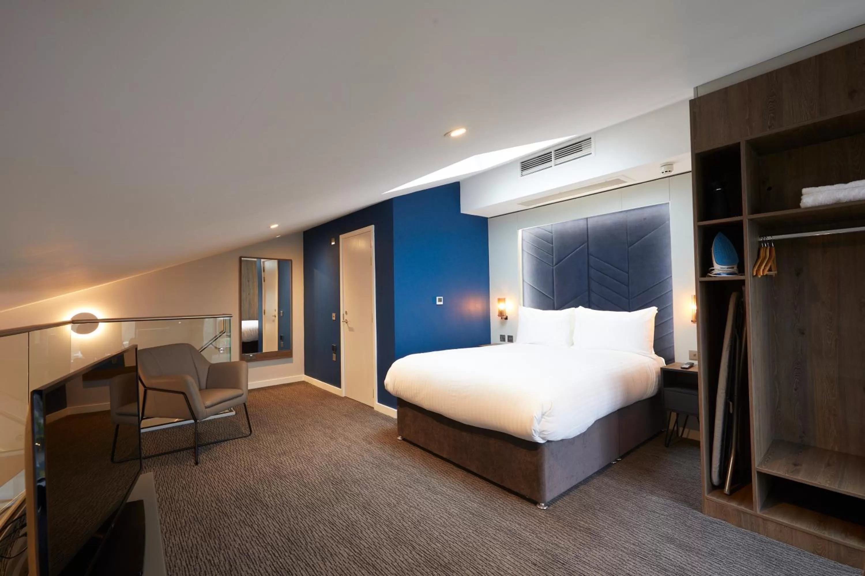 Bedroom, Bed in Roomzzz York City