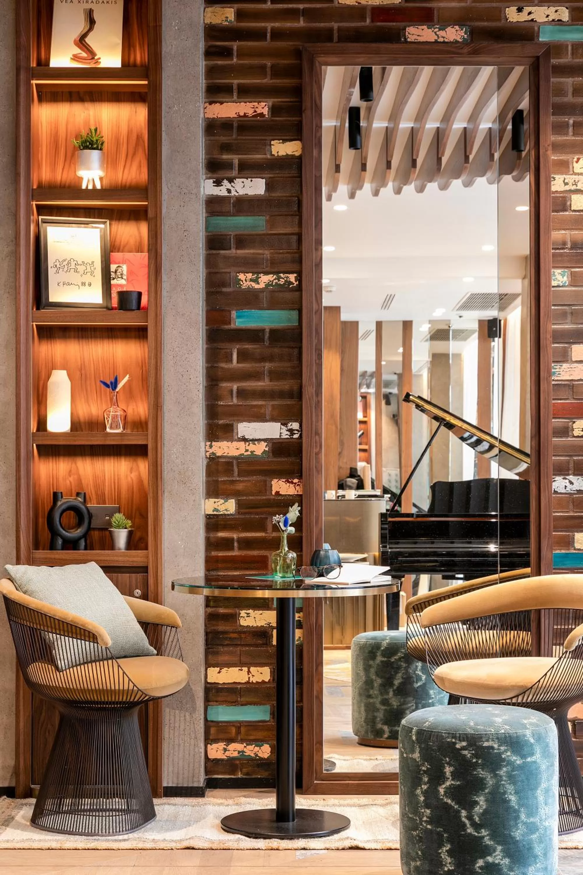 Living room in CARD Hôtel