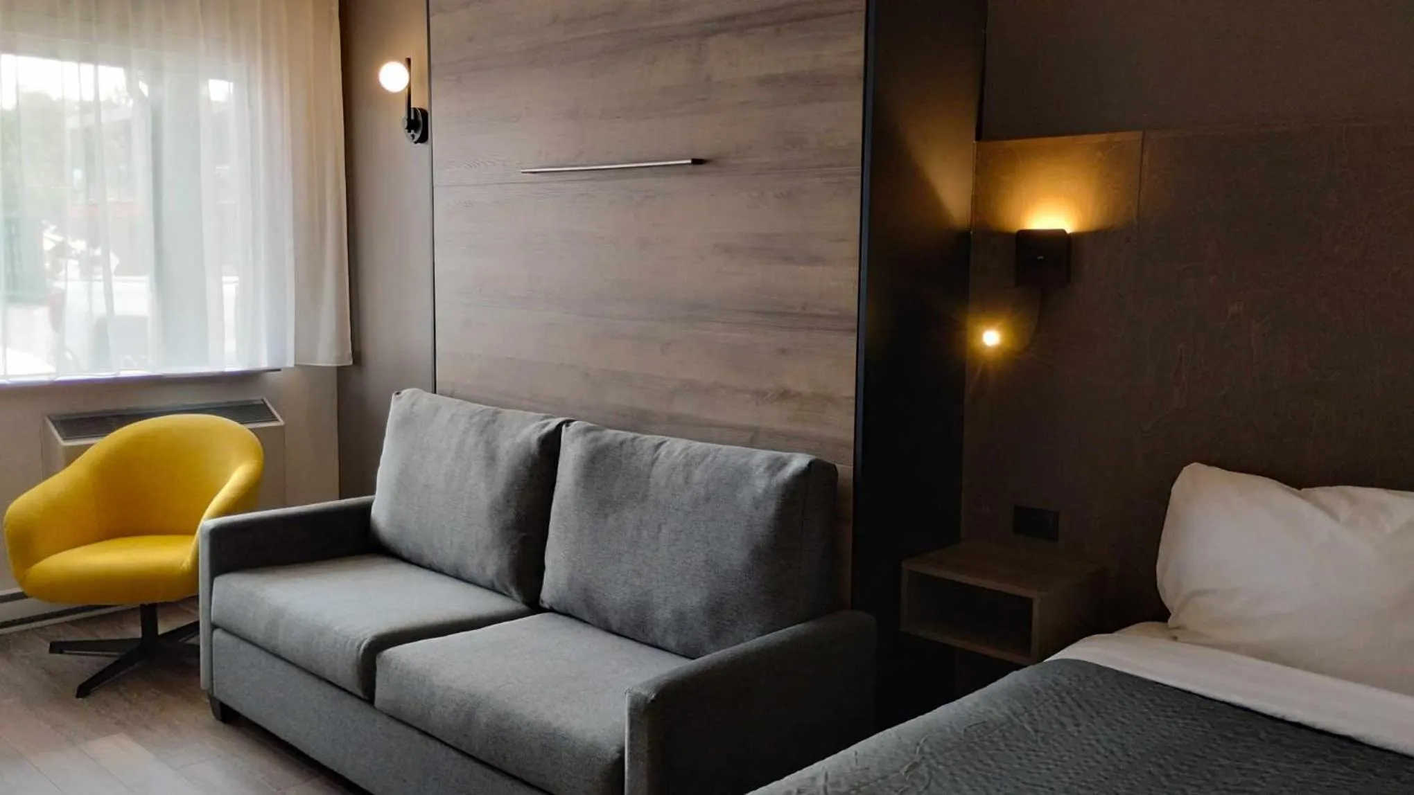 Seating Area in Motel L'Avenue du Pont