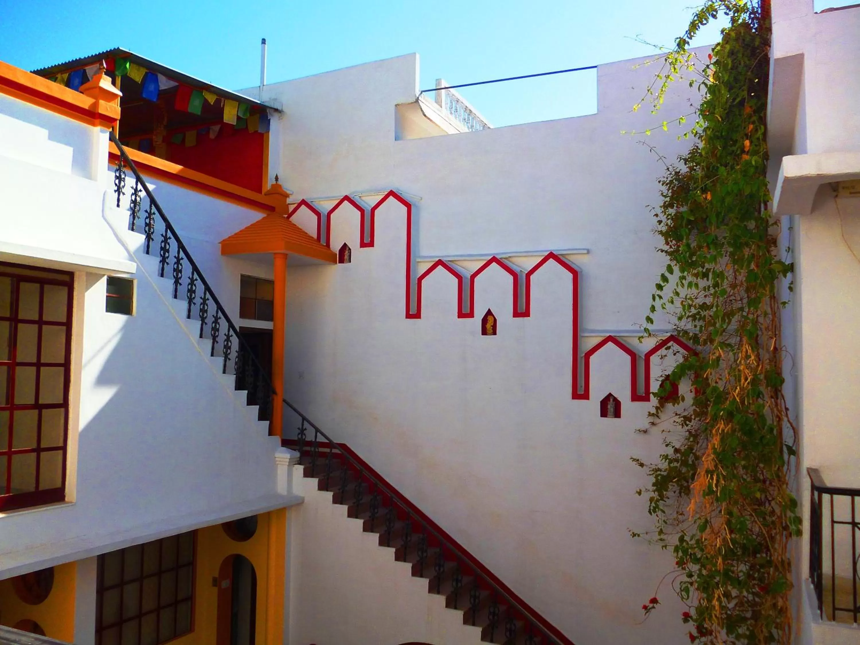 Day in Hotel Harmony