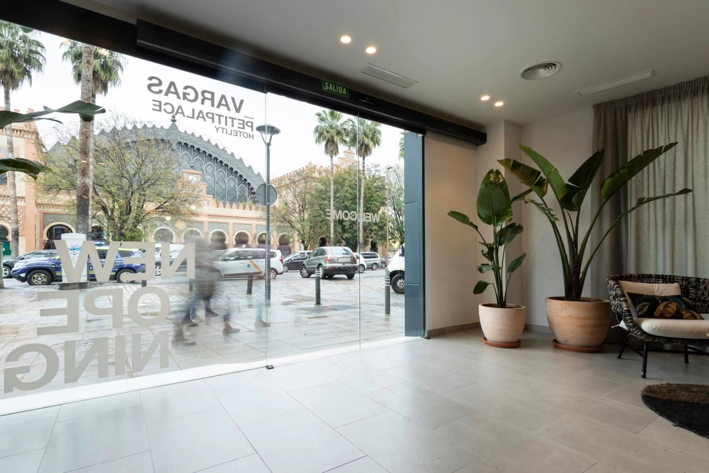 City view in Petit Palace Vargas