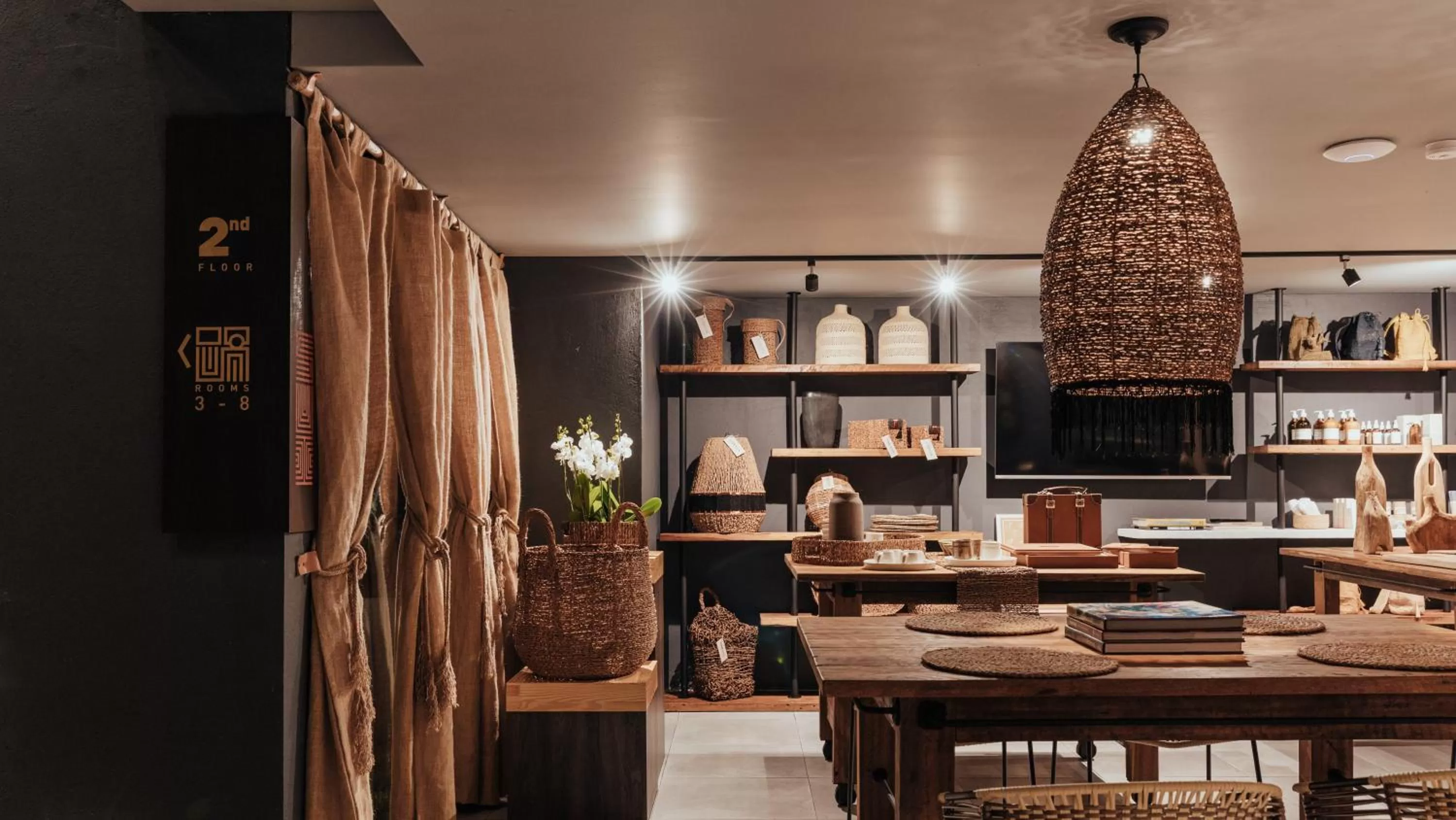 Communal lounge/ TV room in Sui Posada Boutique