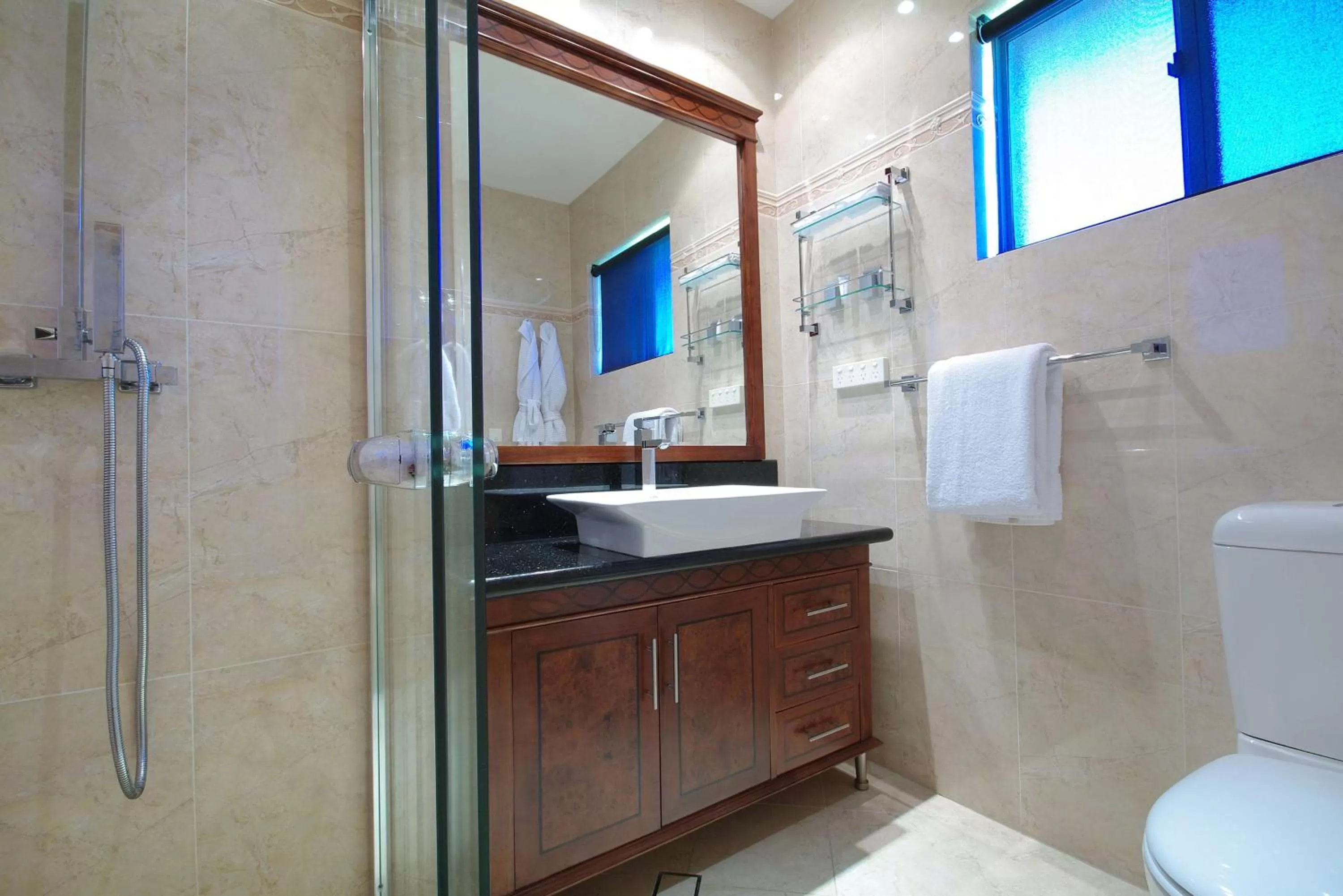 Bathroom in Rydges Armidale