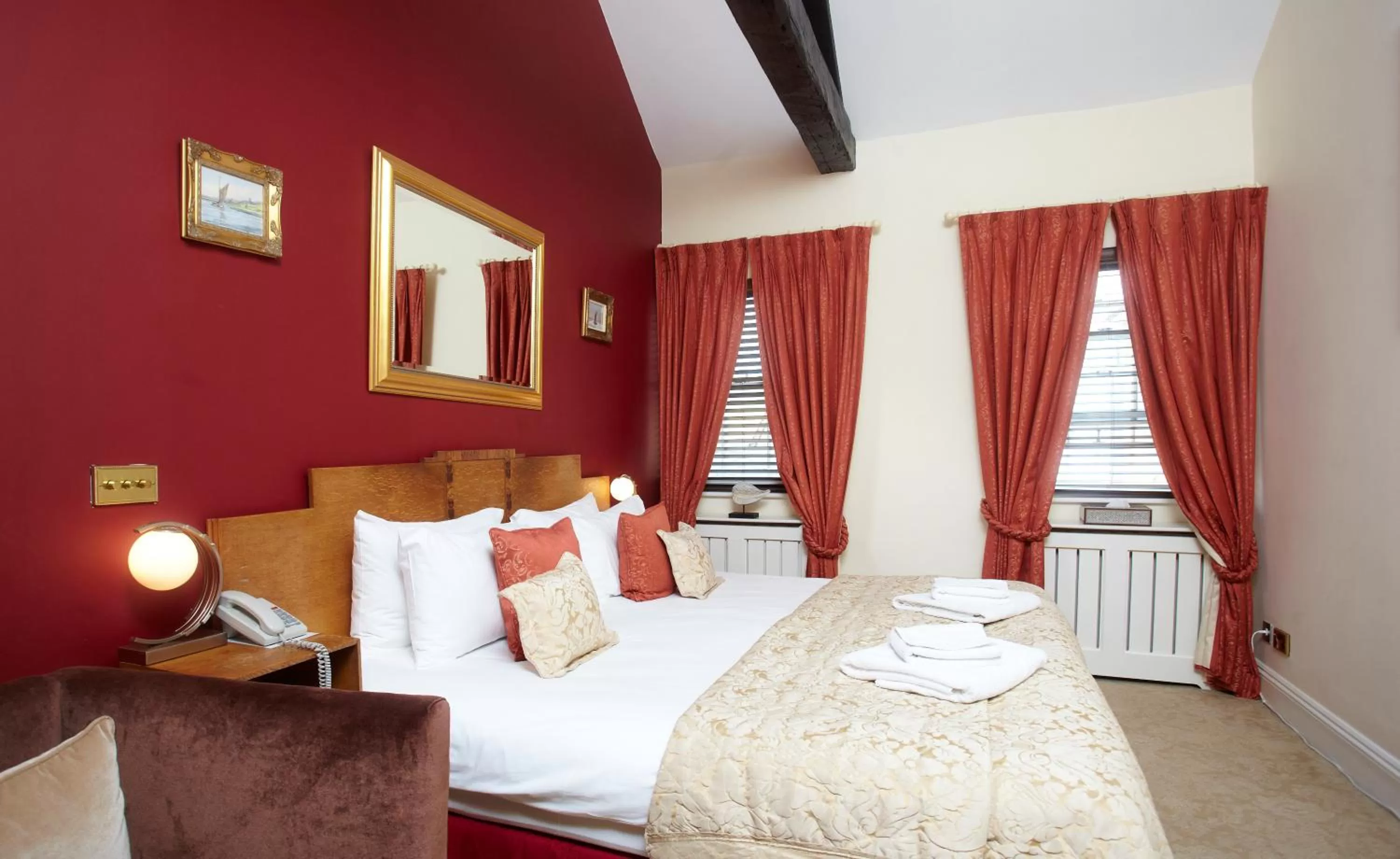 Bed in St Giles House