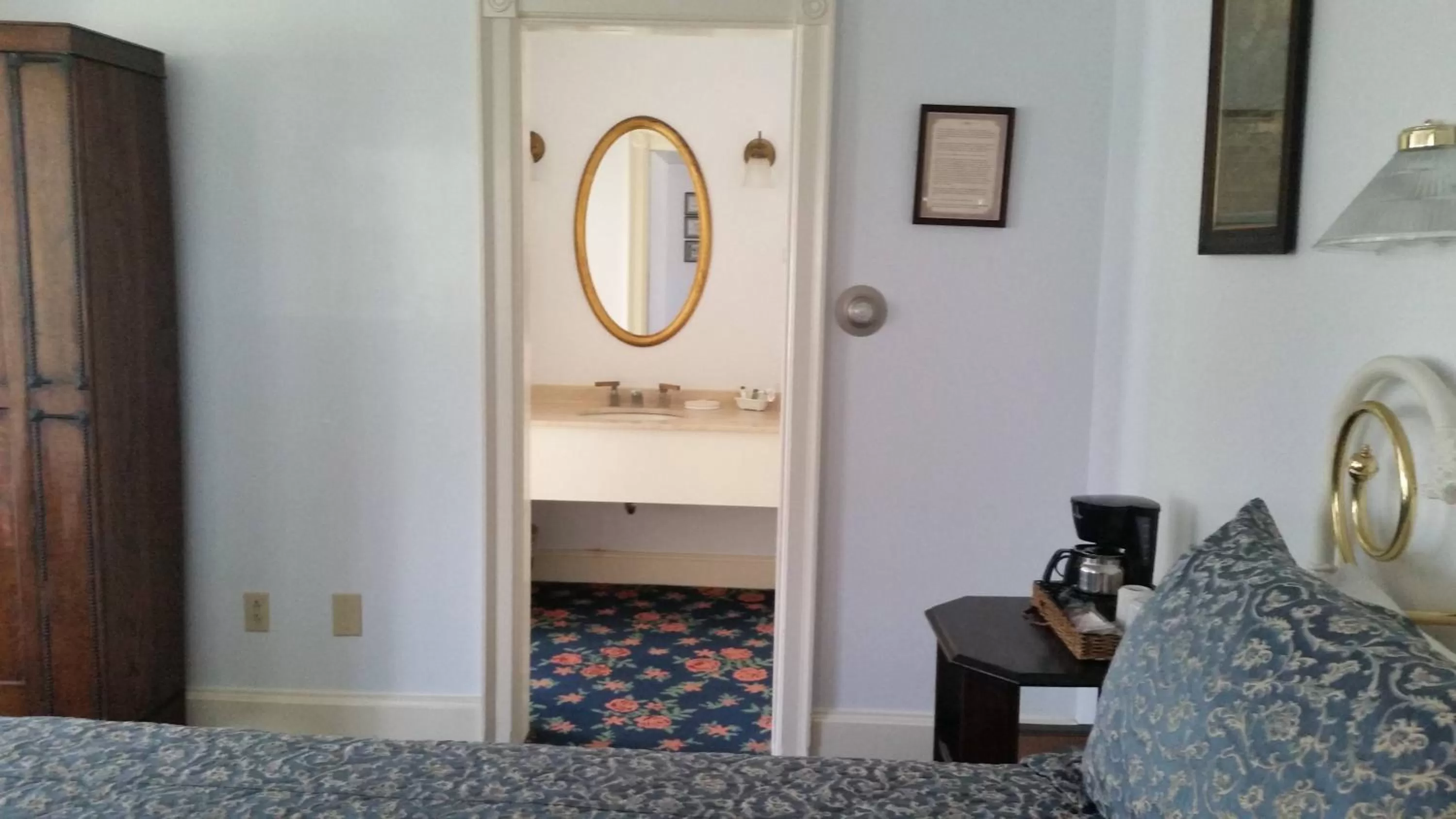 Bathroom in Mendocino Hotel & Garden